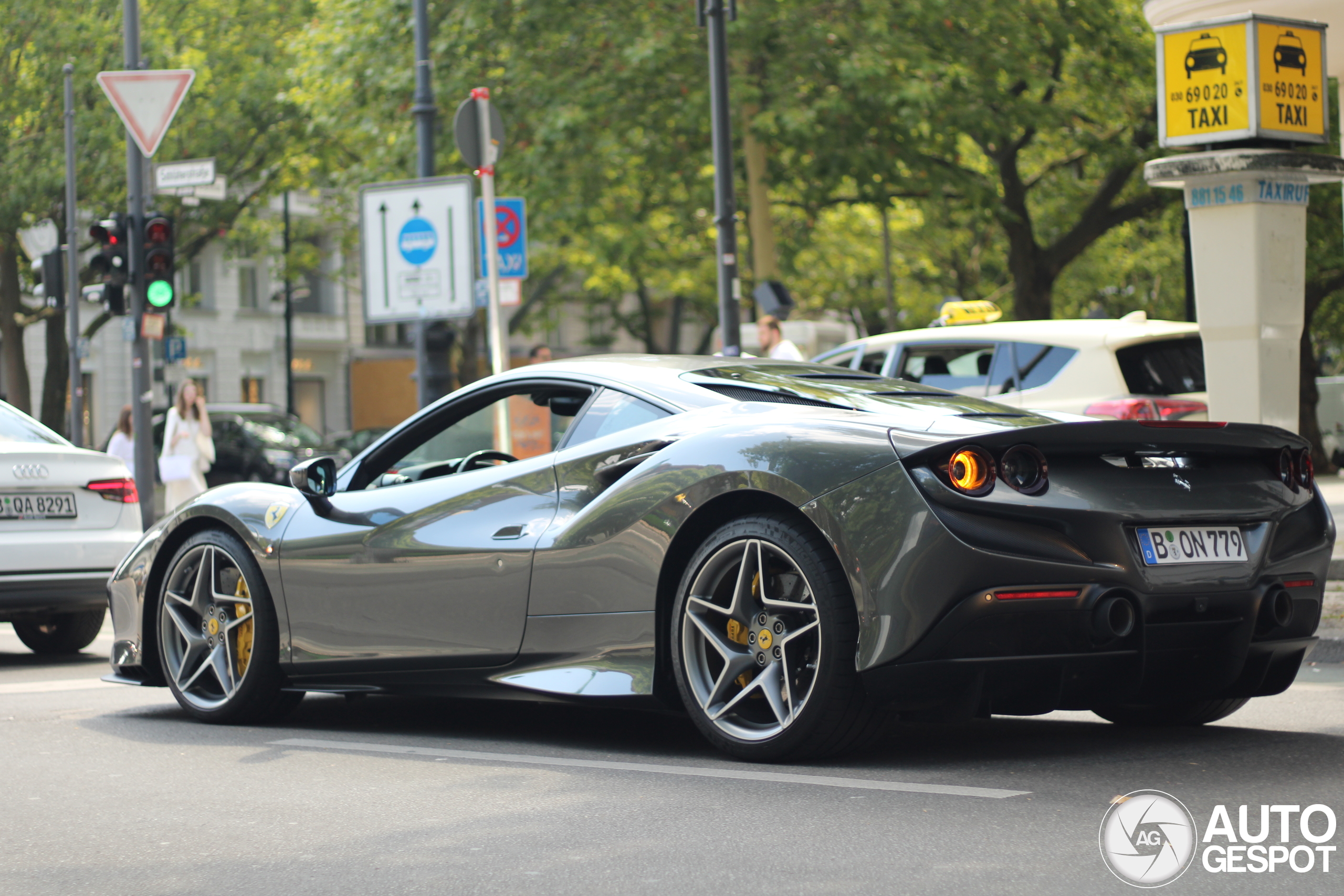 Ferrari F8 Tributo