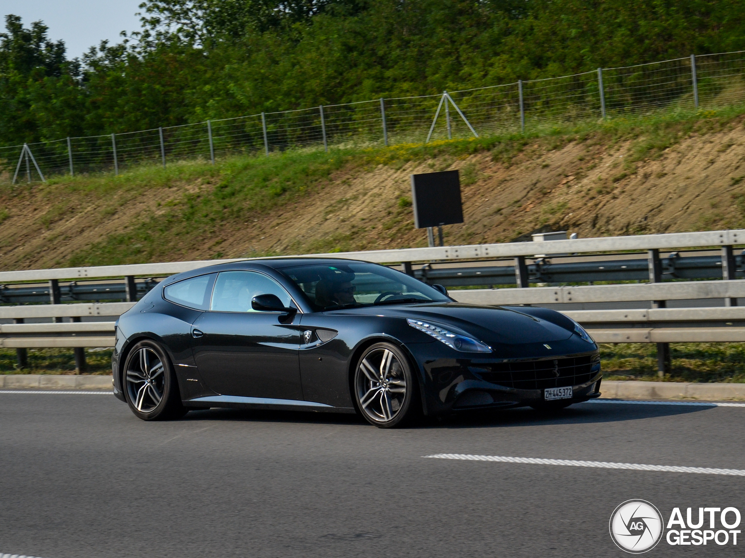 Ferrari FF