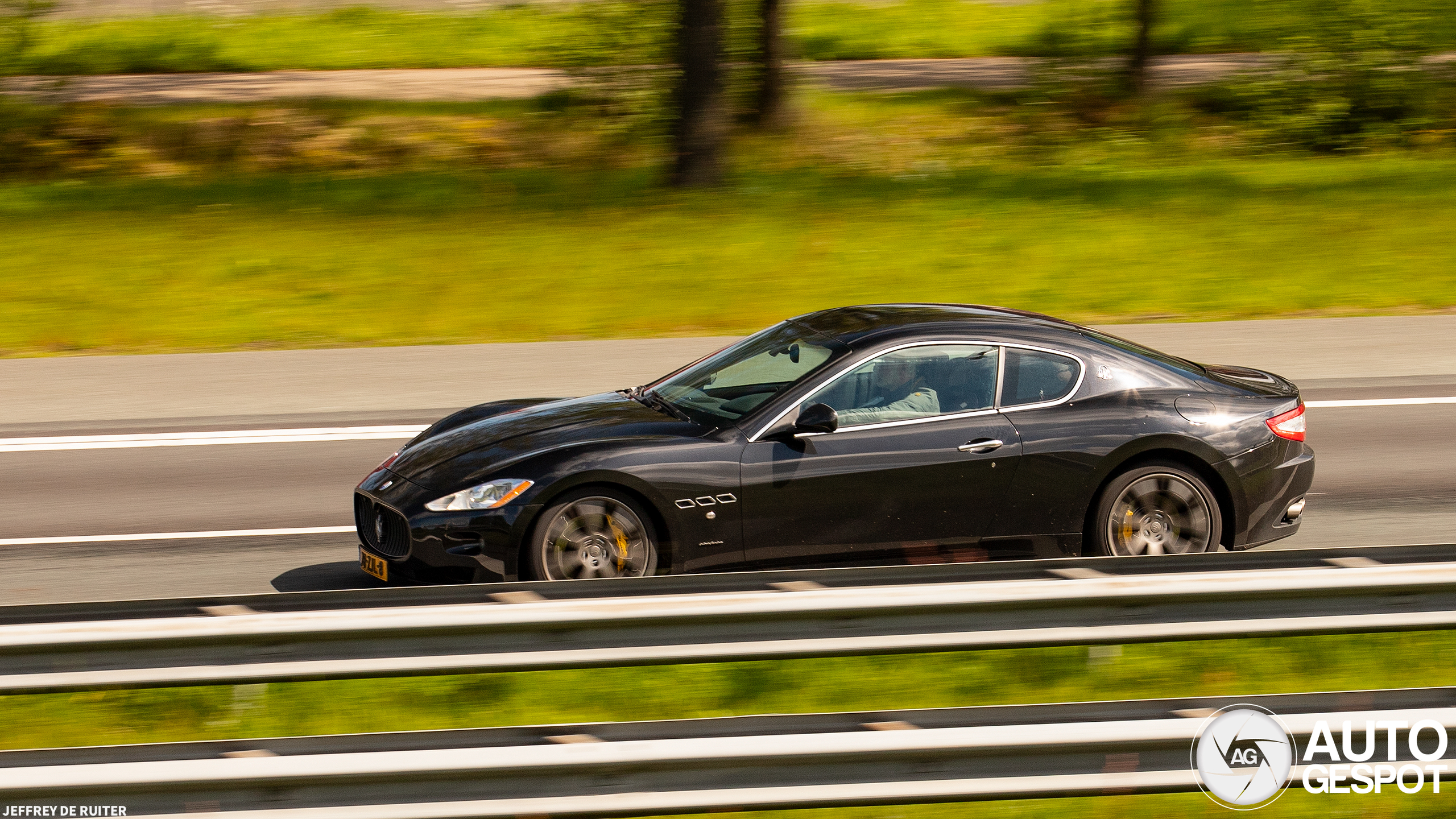 Maserati GranTurismo S Automatic