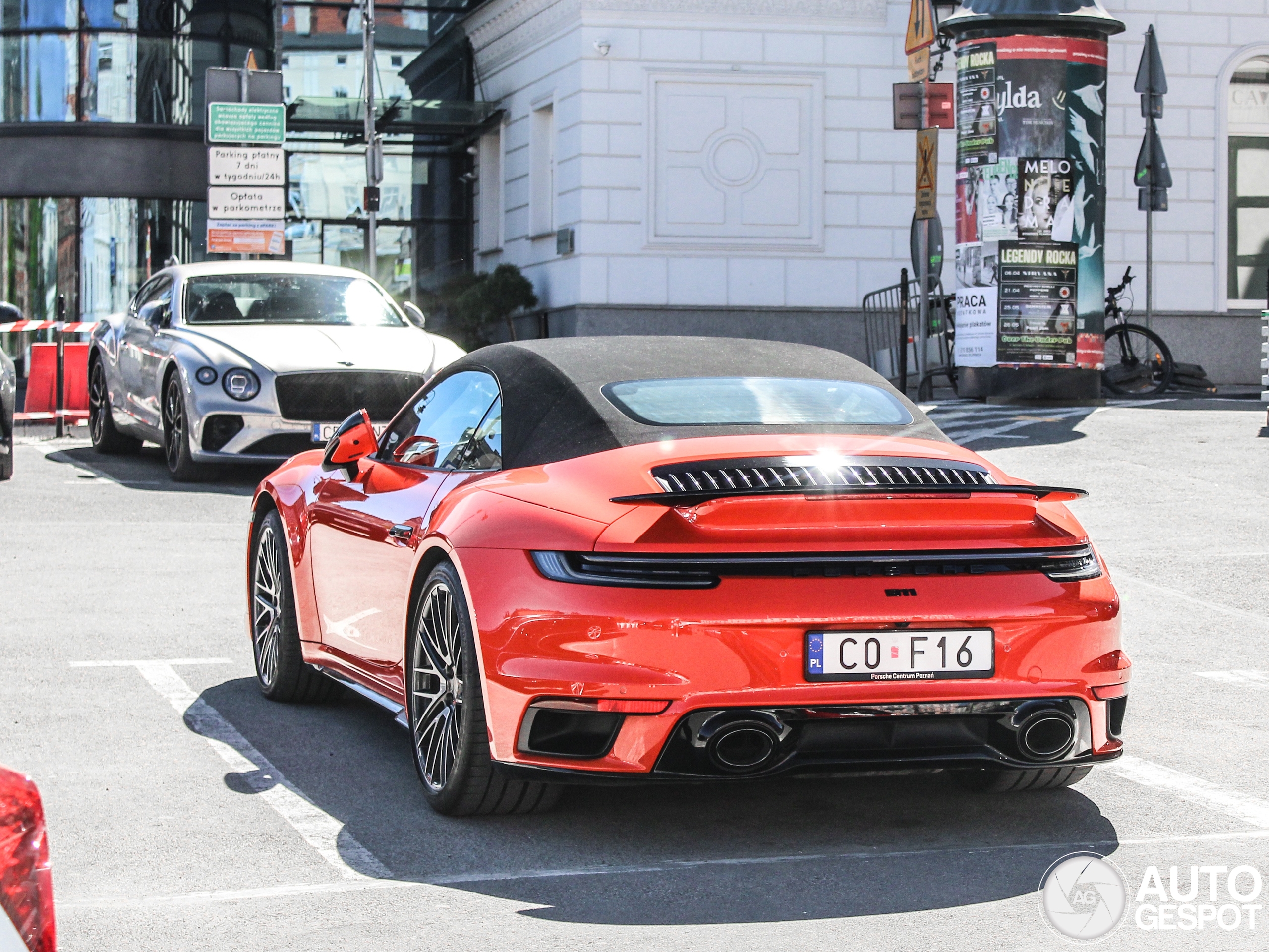 Porsche 992 Turbo Cabriolet