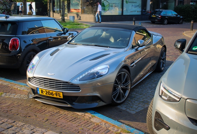 Aston Martin Vanquish Volante