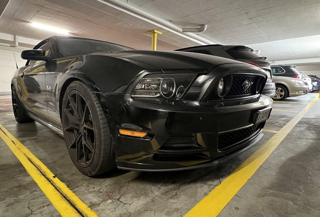 Ford Mustang GT Convertible 2013