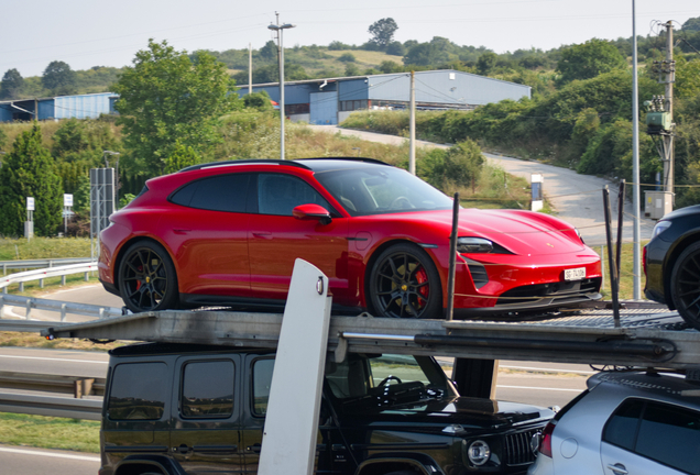 Porsche Taycan GTS Sport Turismo