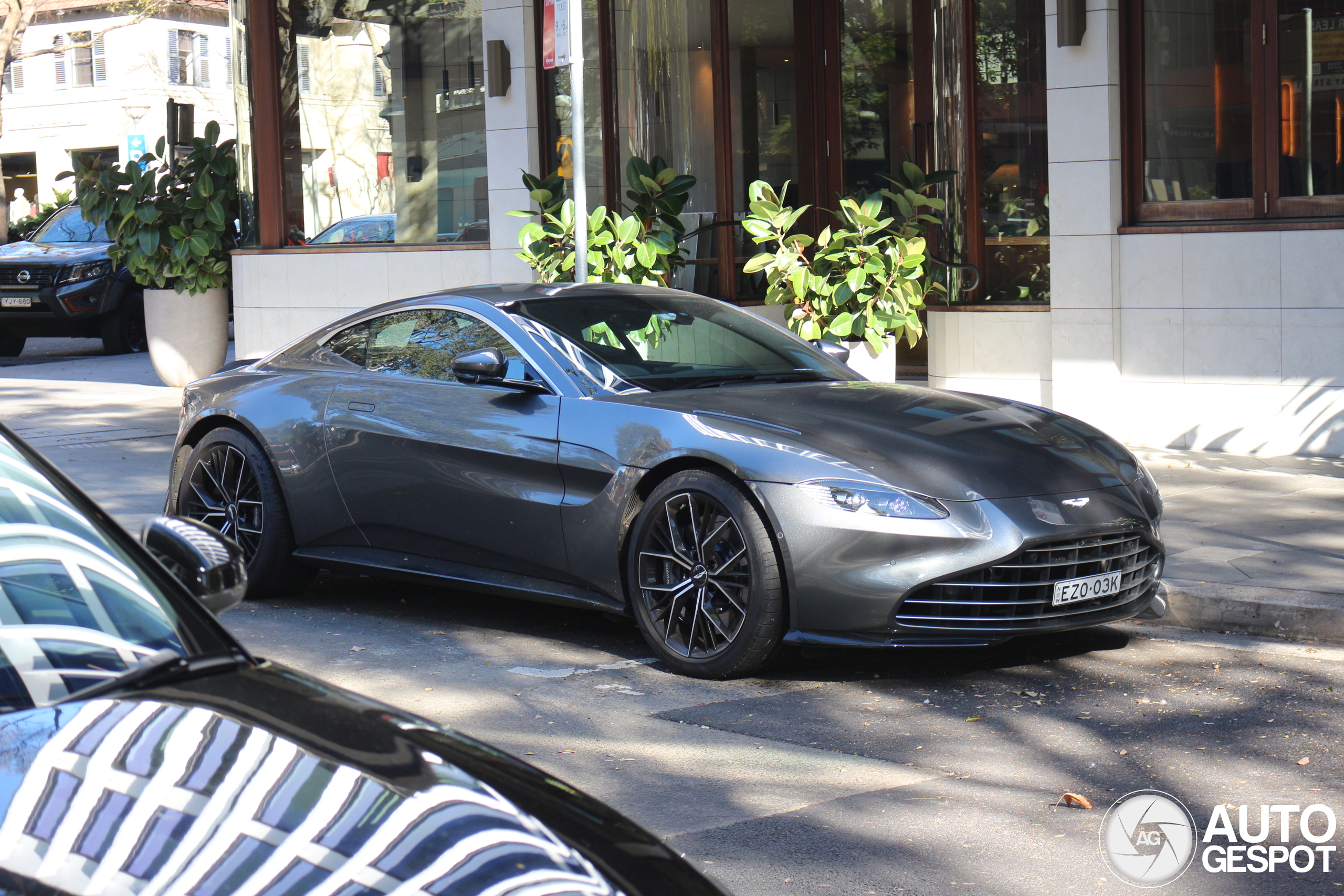 Aston Martin V8 Vantage 2018