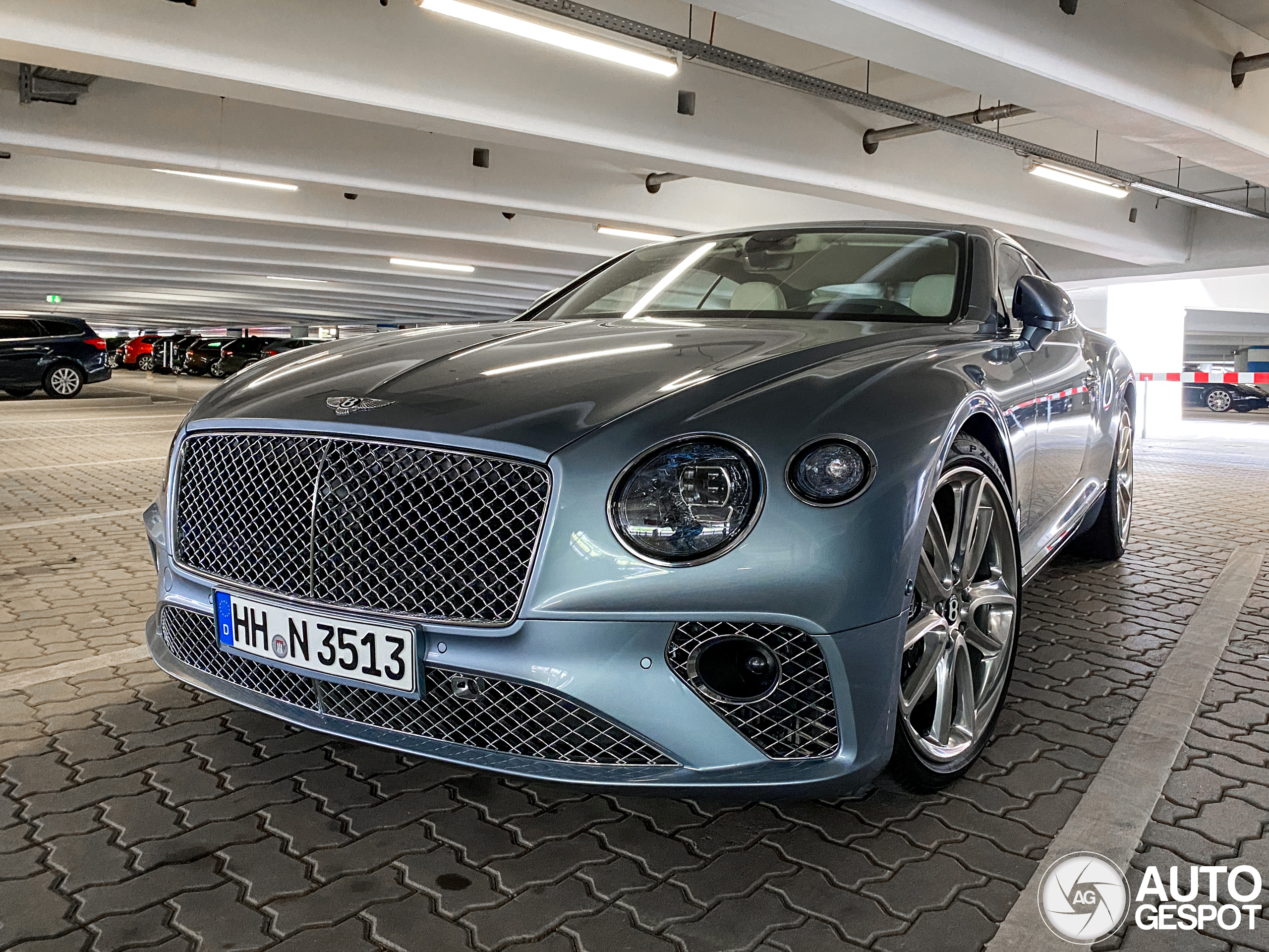 Bentley Continental GT V8 2020