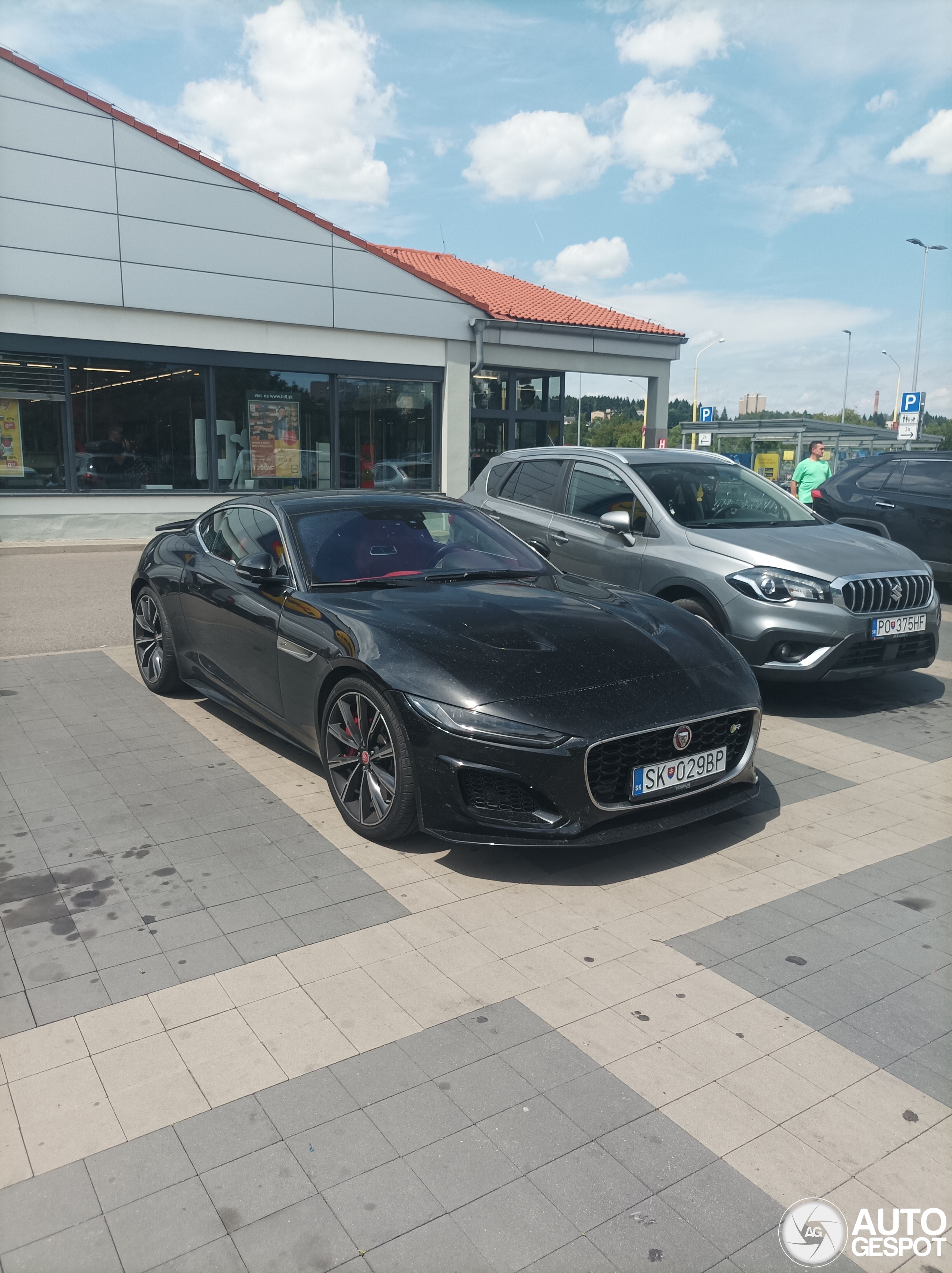 Jaguar F-TYPE R Coupé 2020