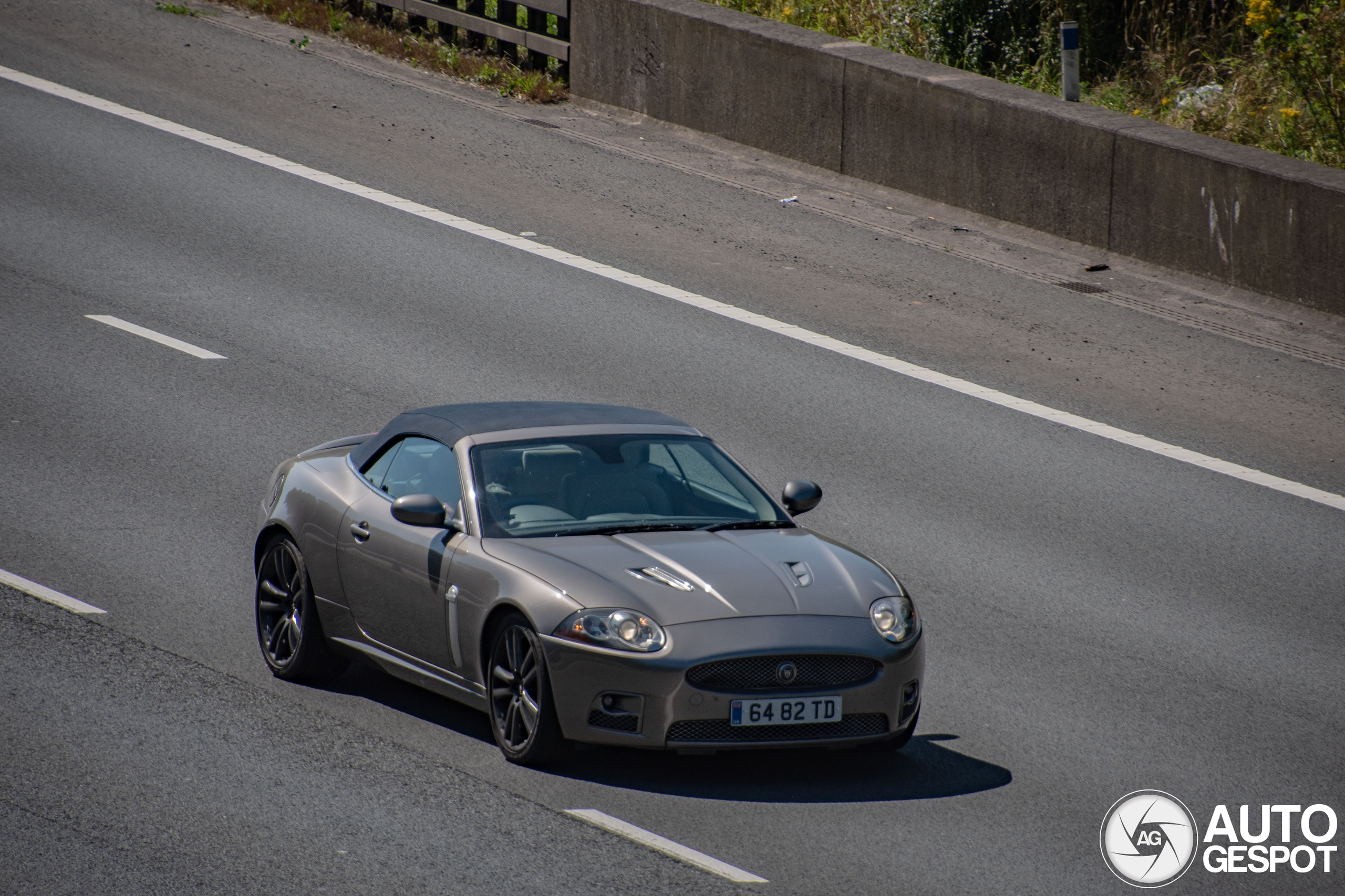 Jaguar XKR Convertible 2006