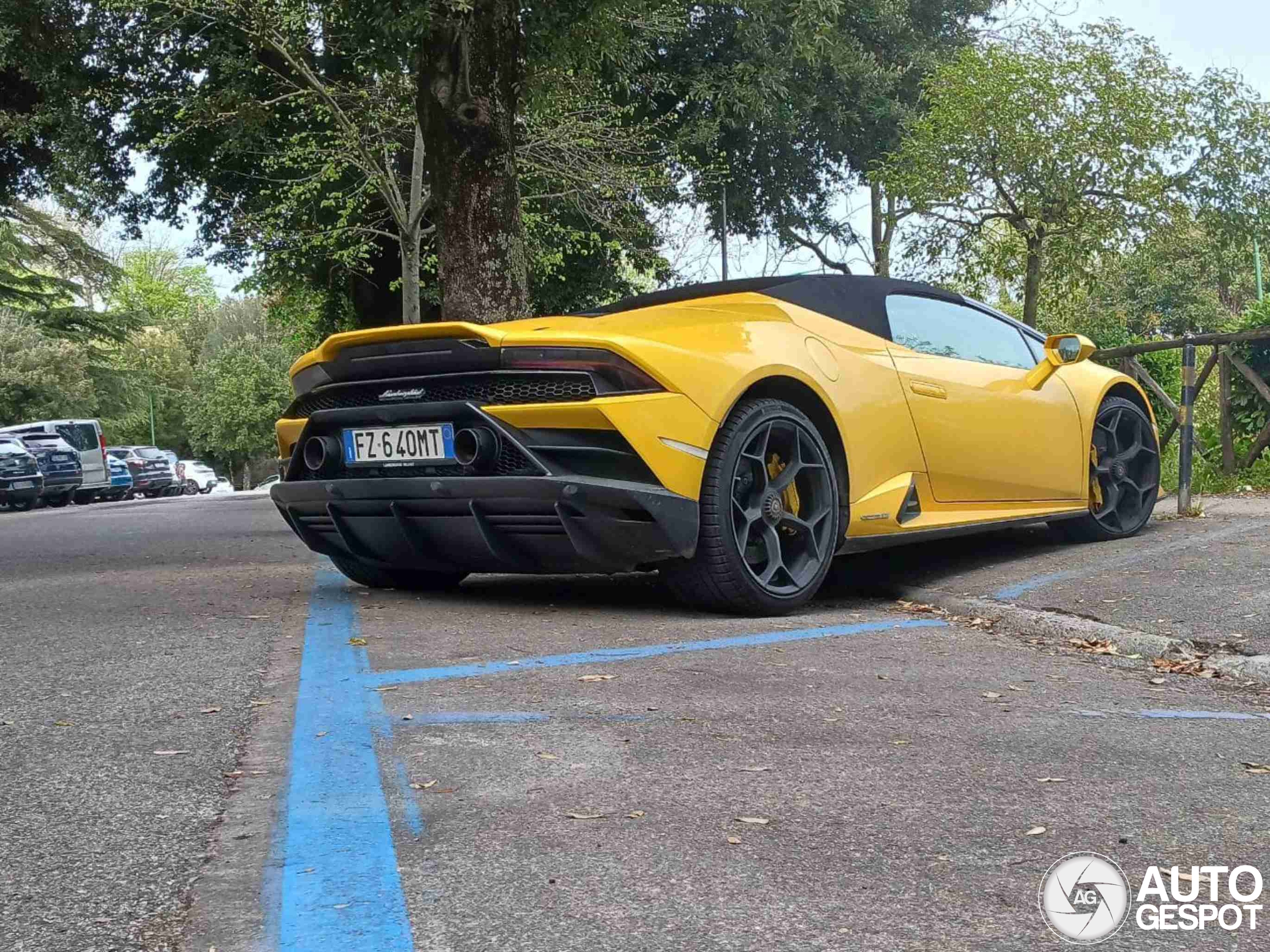 Lamborghini Huracán LP640-4 EVO Spyder