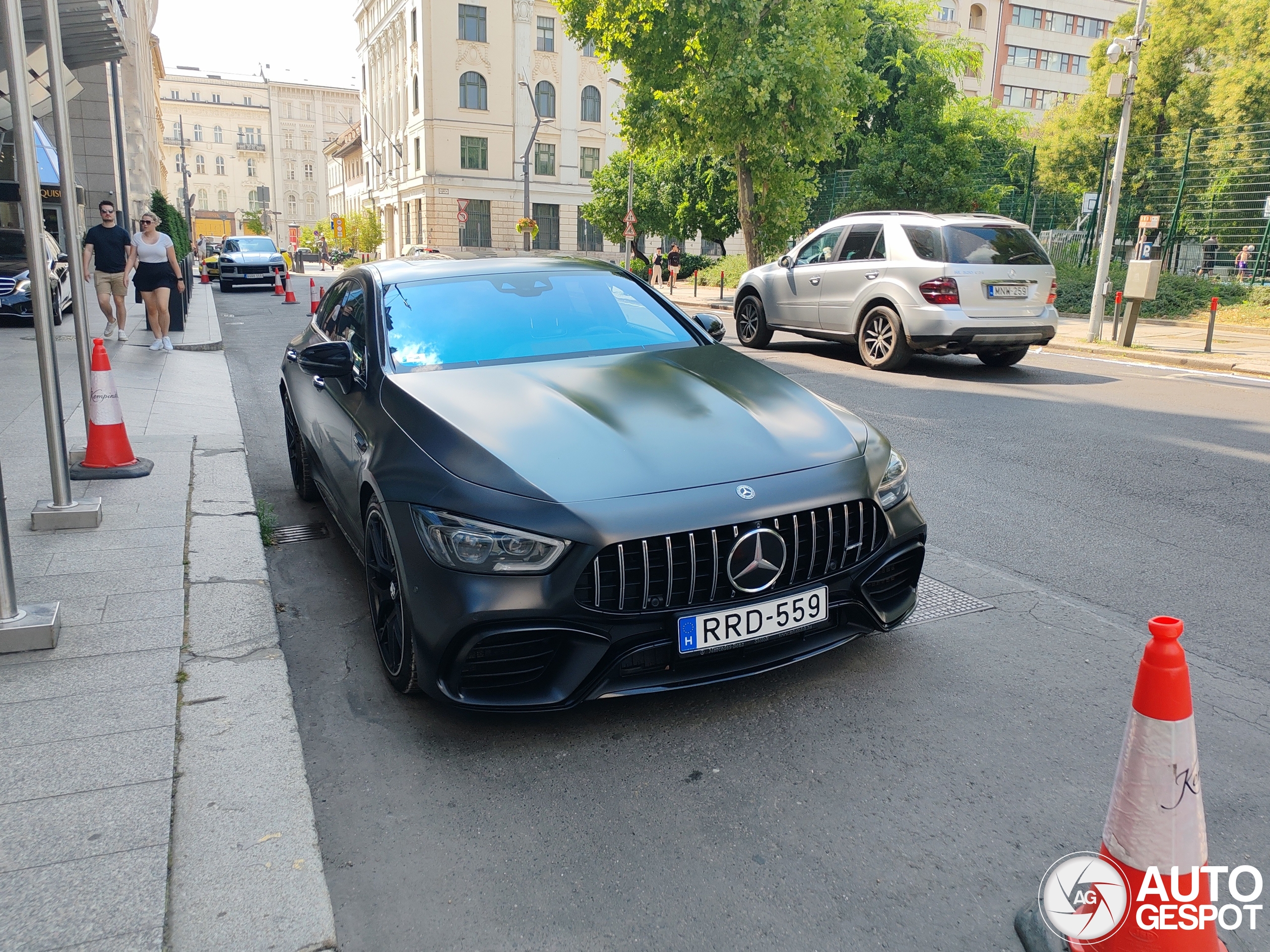 Mercedes-AMG GT 63 S X290