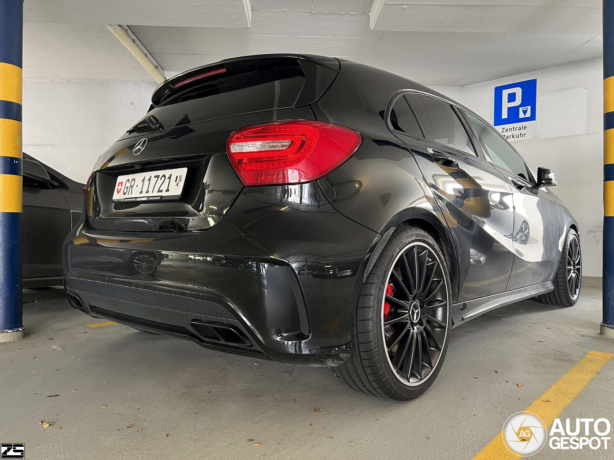 Mercedes-Benz A 45 AMG