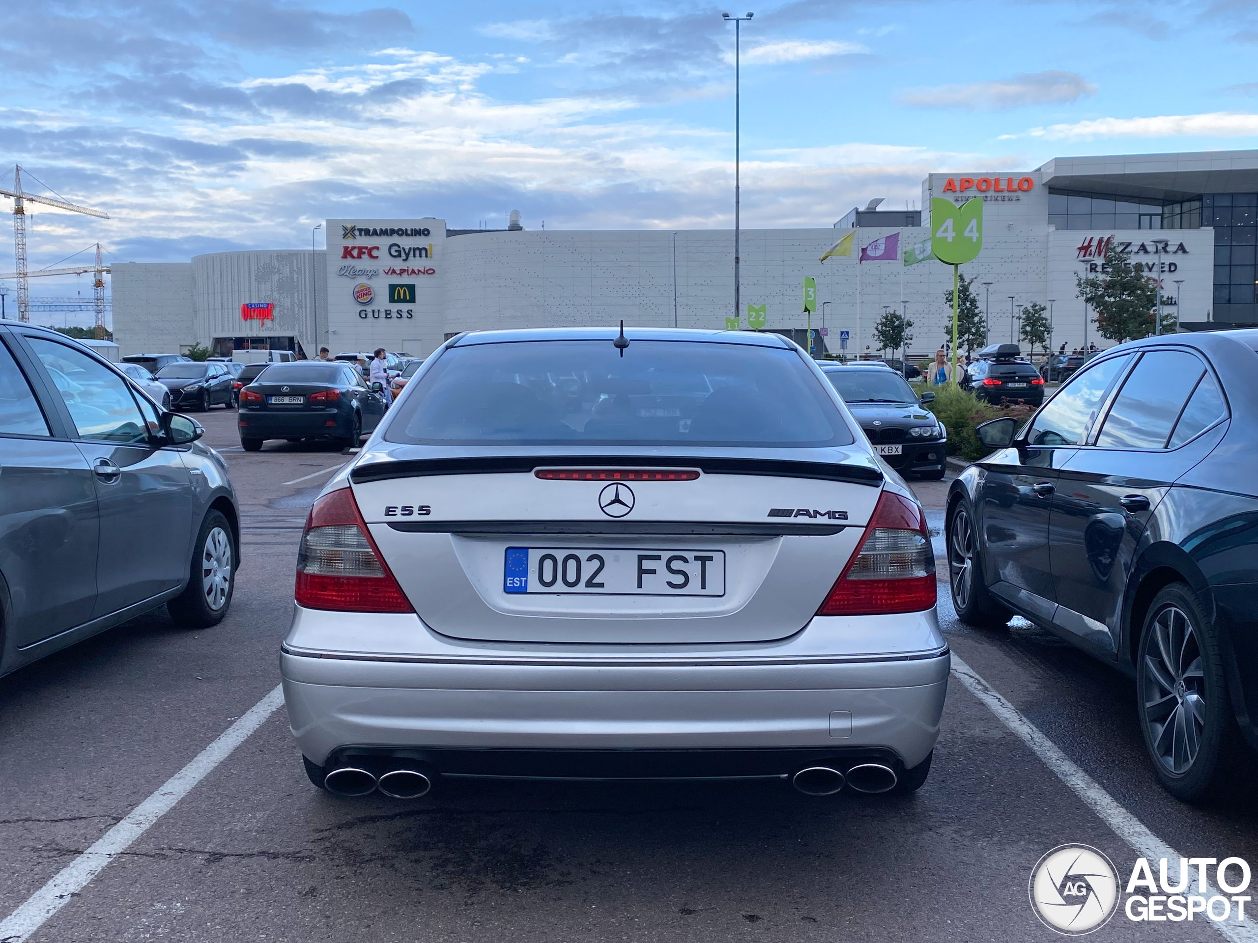 Mercedes-Benz E 55 AMG