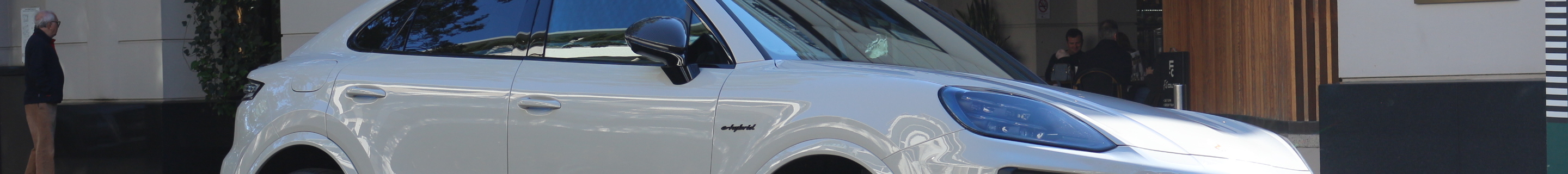 Porsche Cayenne Coupé Turbo E-Hybrid