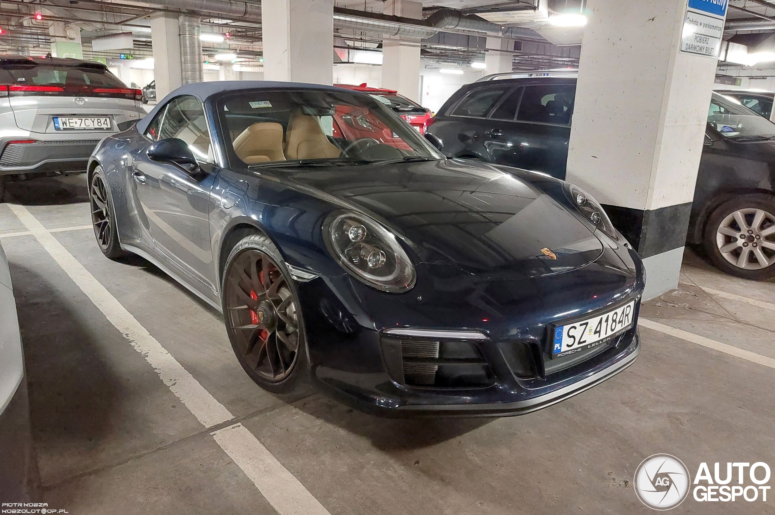 Porsche 991 Carrera 4 GTS Cabriolet MkII