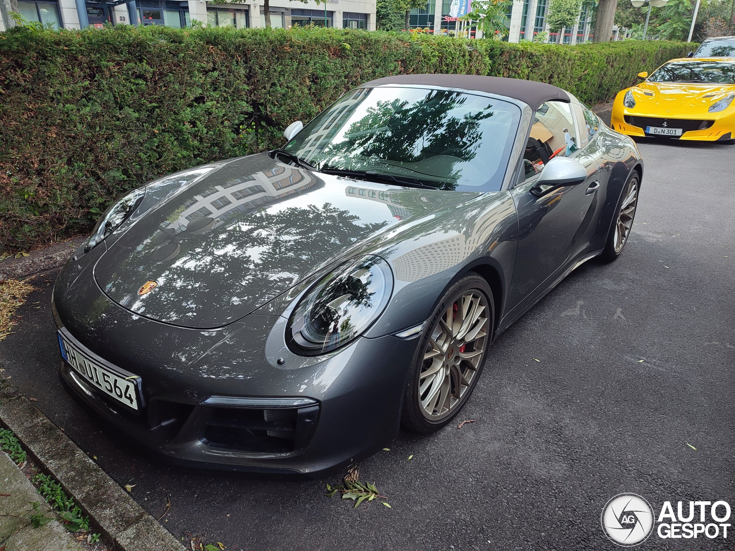 Porsche 991 Targa 4 GTS MkII Exclusive Manufaktur Edition