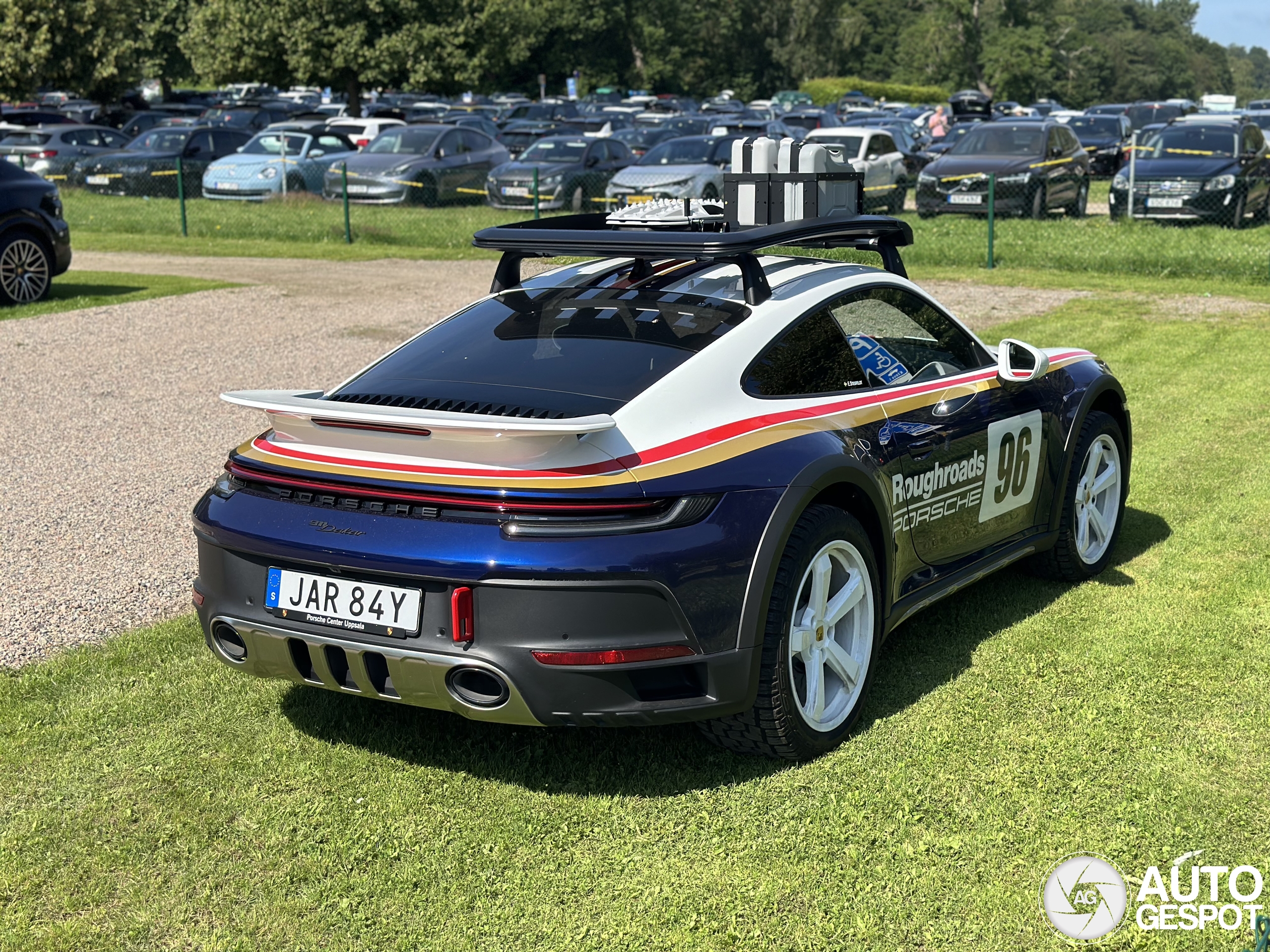 Porsche 992 Dakar