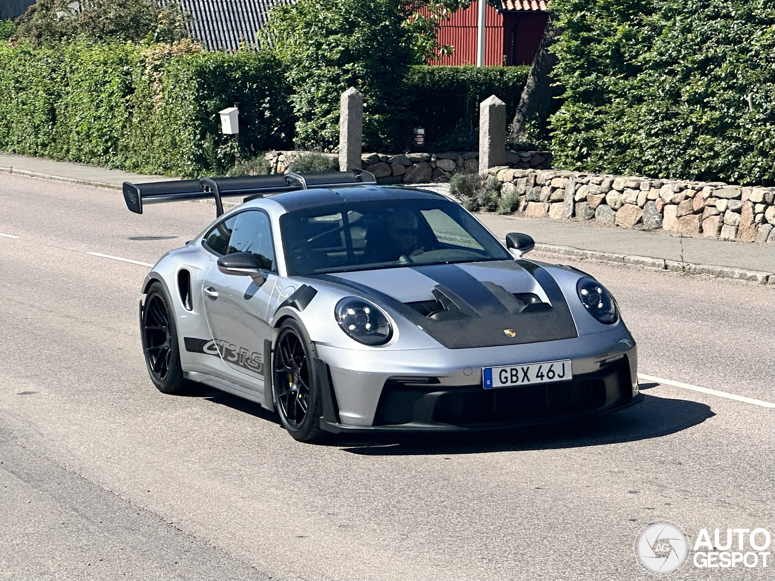 Porsche 992 GT3 RS Weissach Package