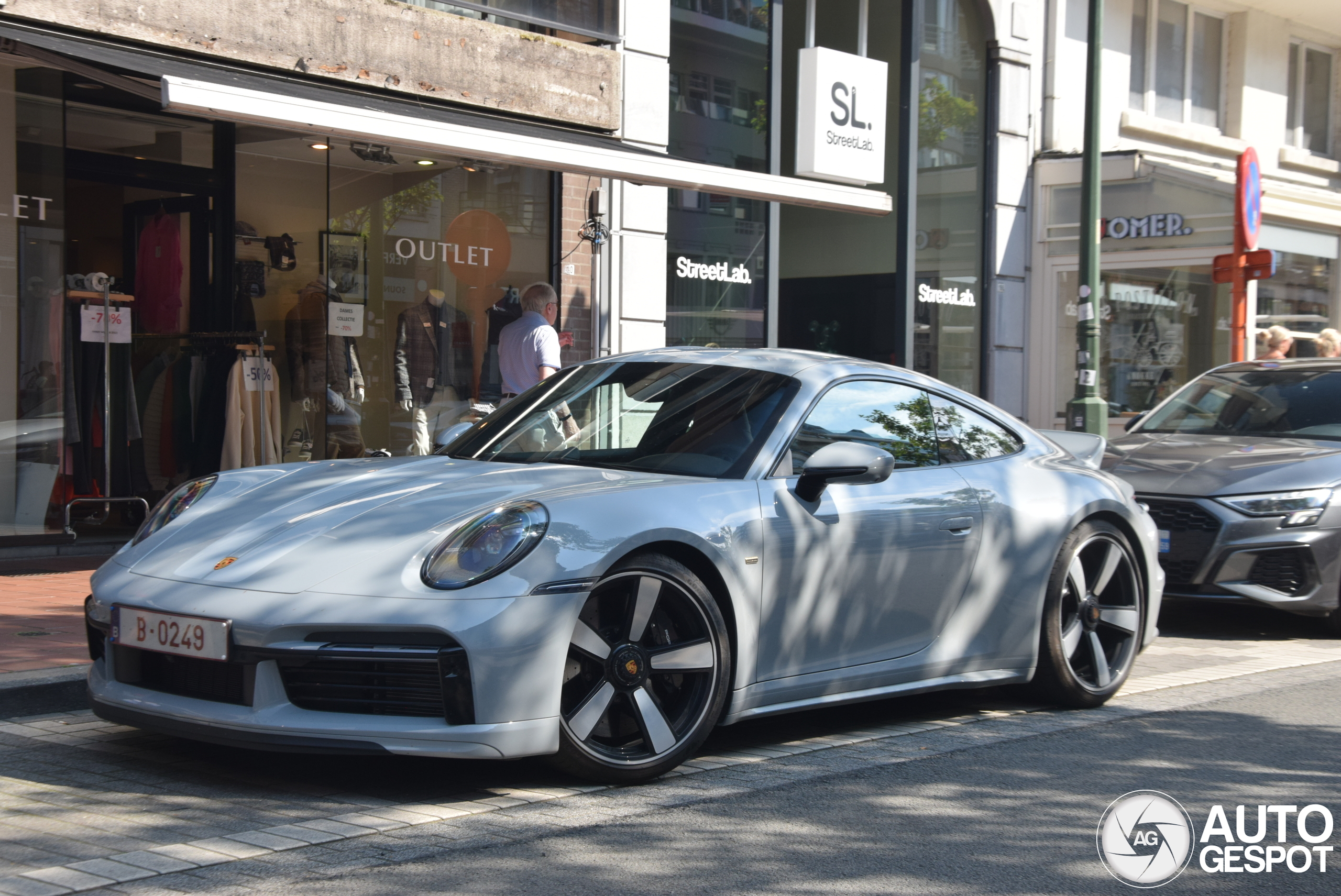 Porsche 992 Sport Classic