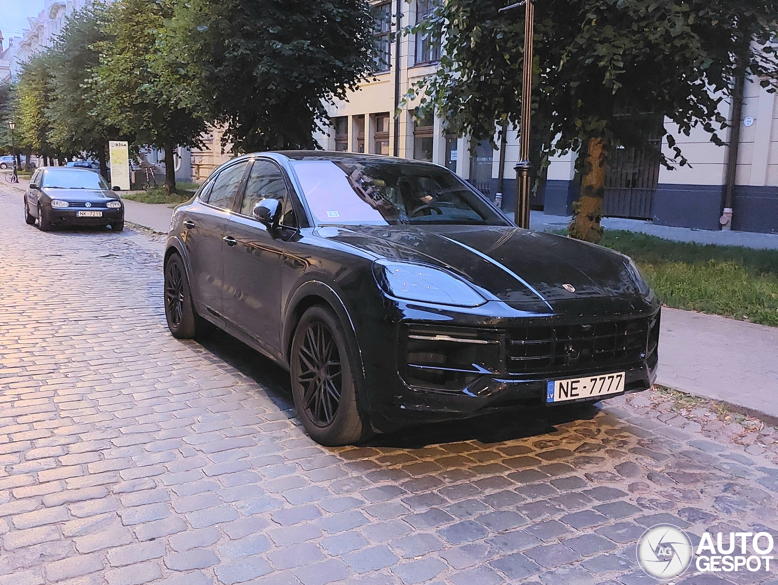 Porsche Cayenne Coupé GTS MkII