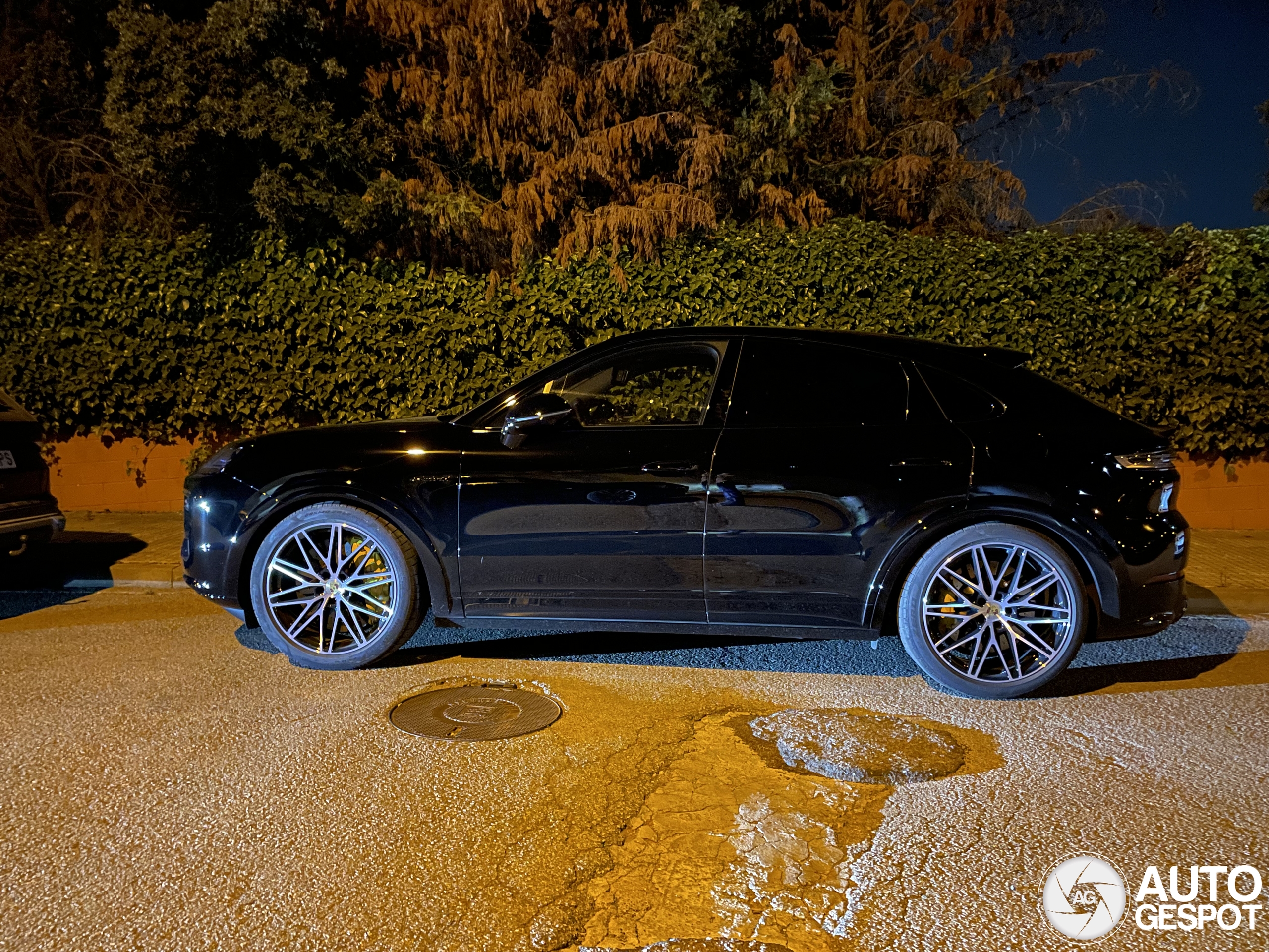 Porsche Cayenne Coupé Turbo E-Hybrid