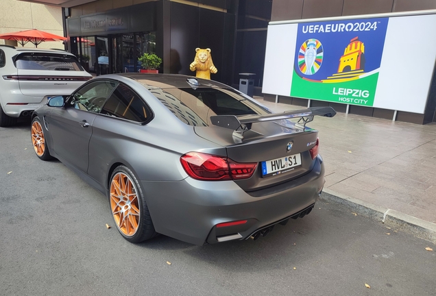 BMW M4 GTS