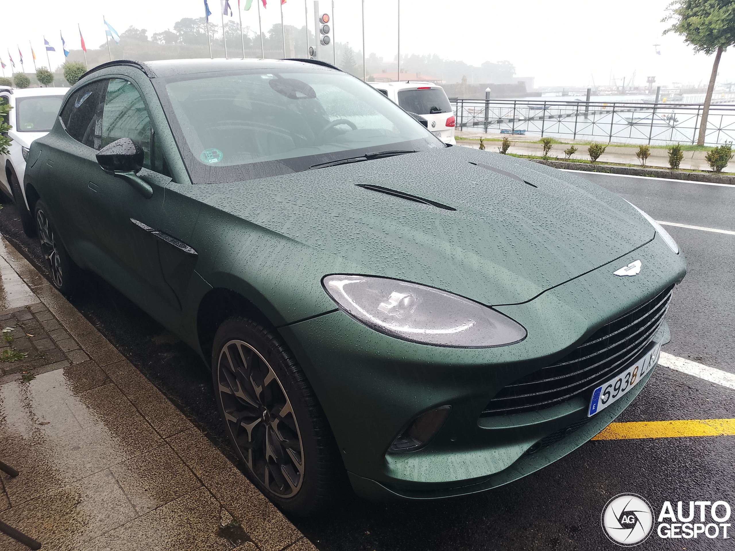 Aston Martin DBX