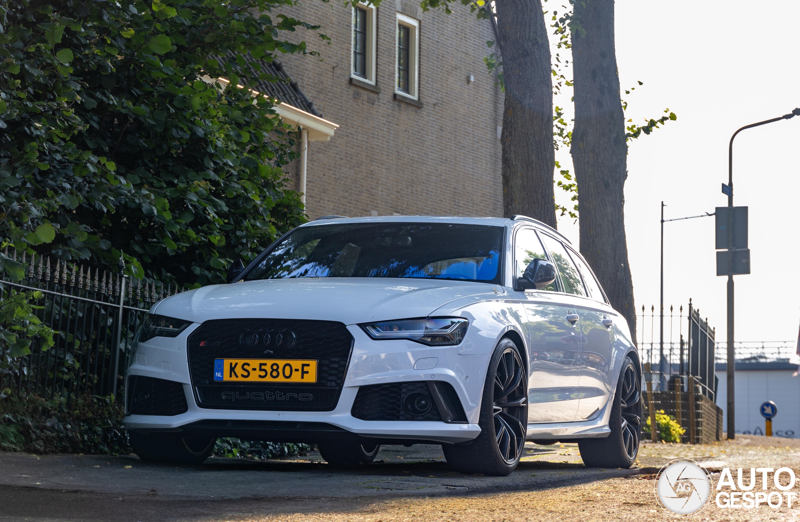 Audi RS6 Avant C7 2015