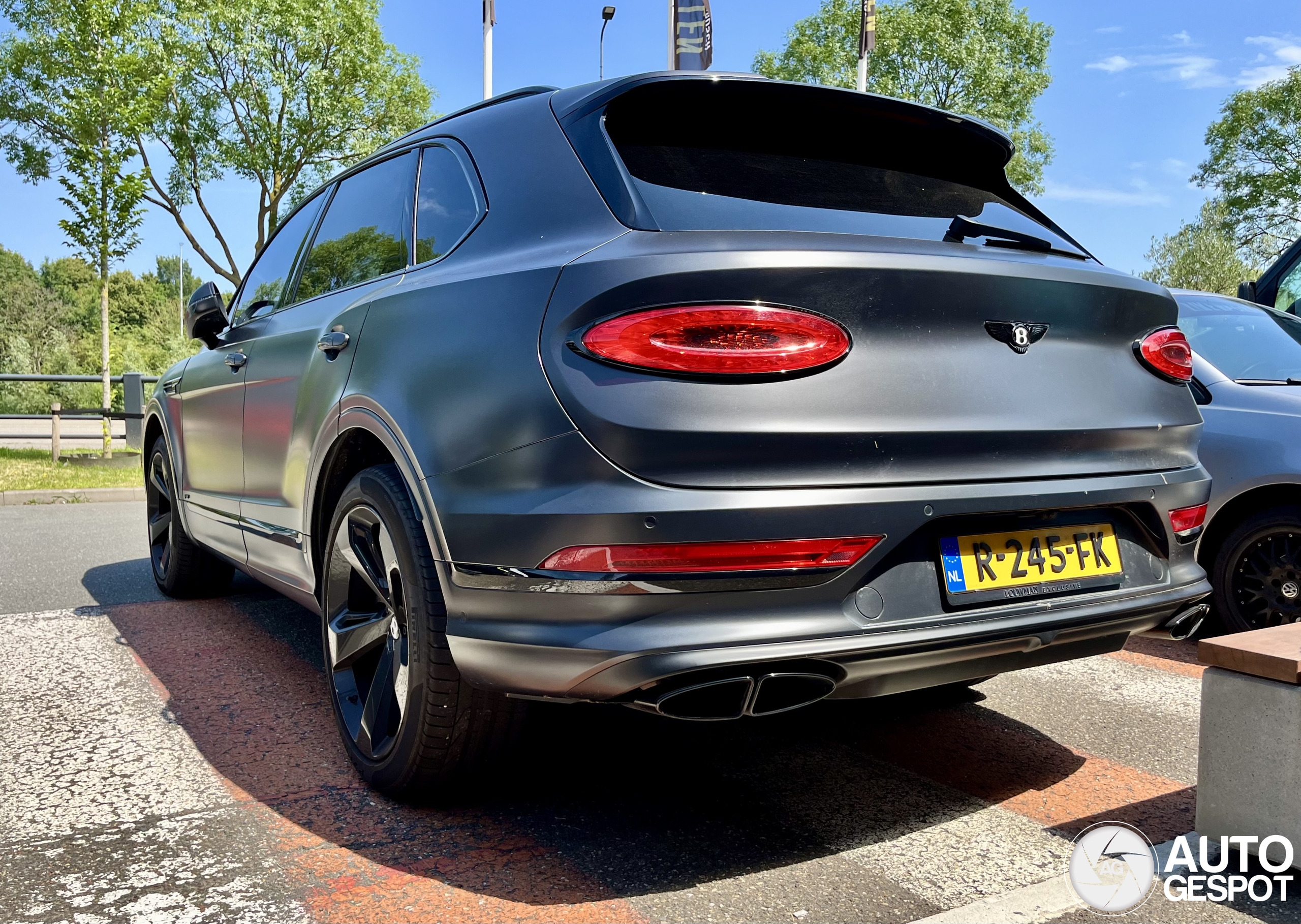 Bentley Bentayga V8 2021