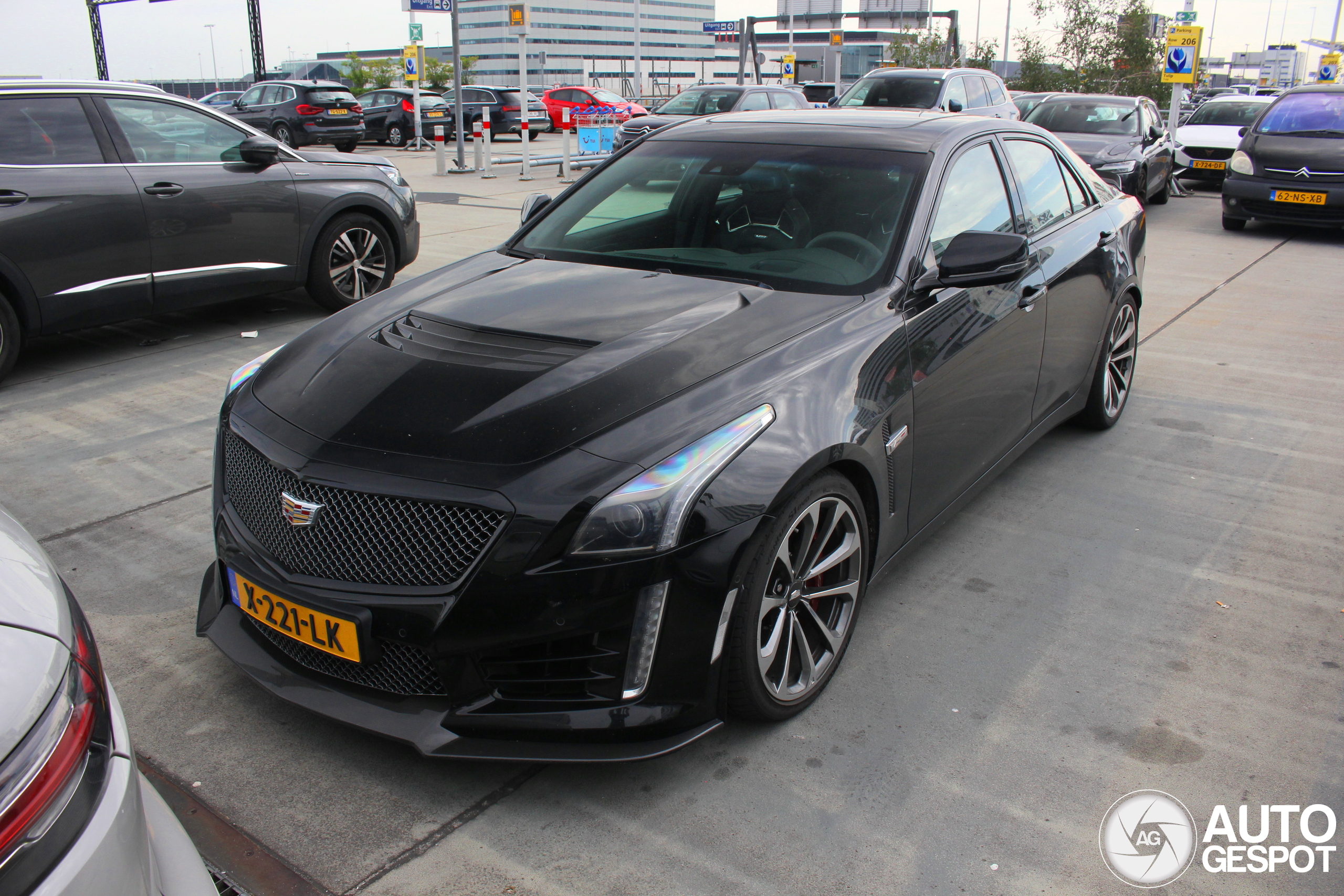 Cadillac CTS-V 2015