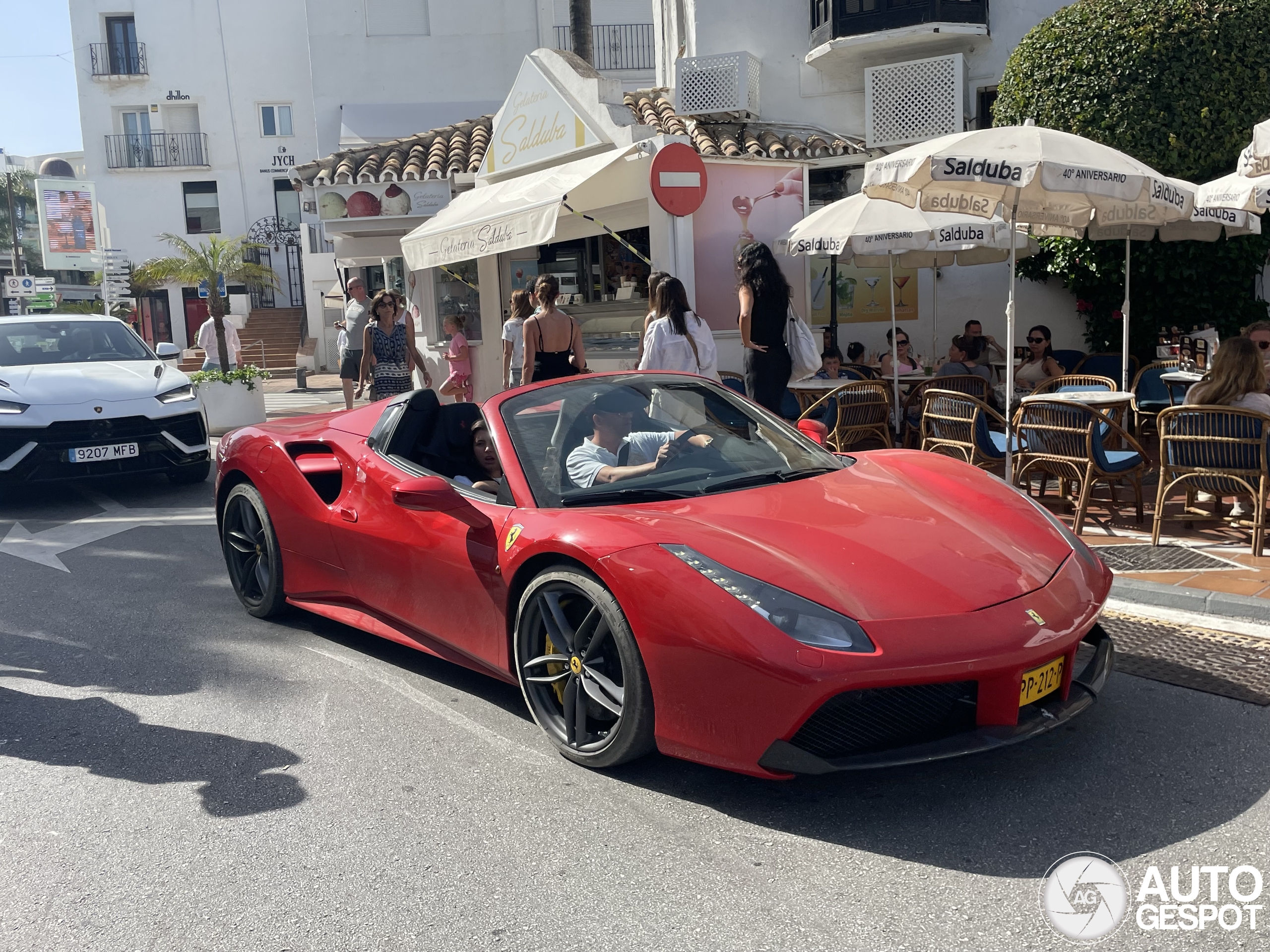 Ferrari 488 Spider