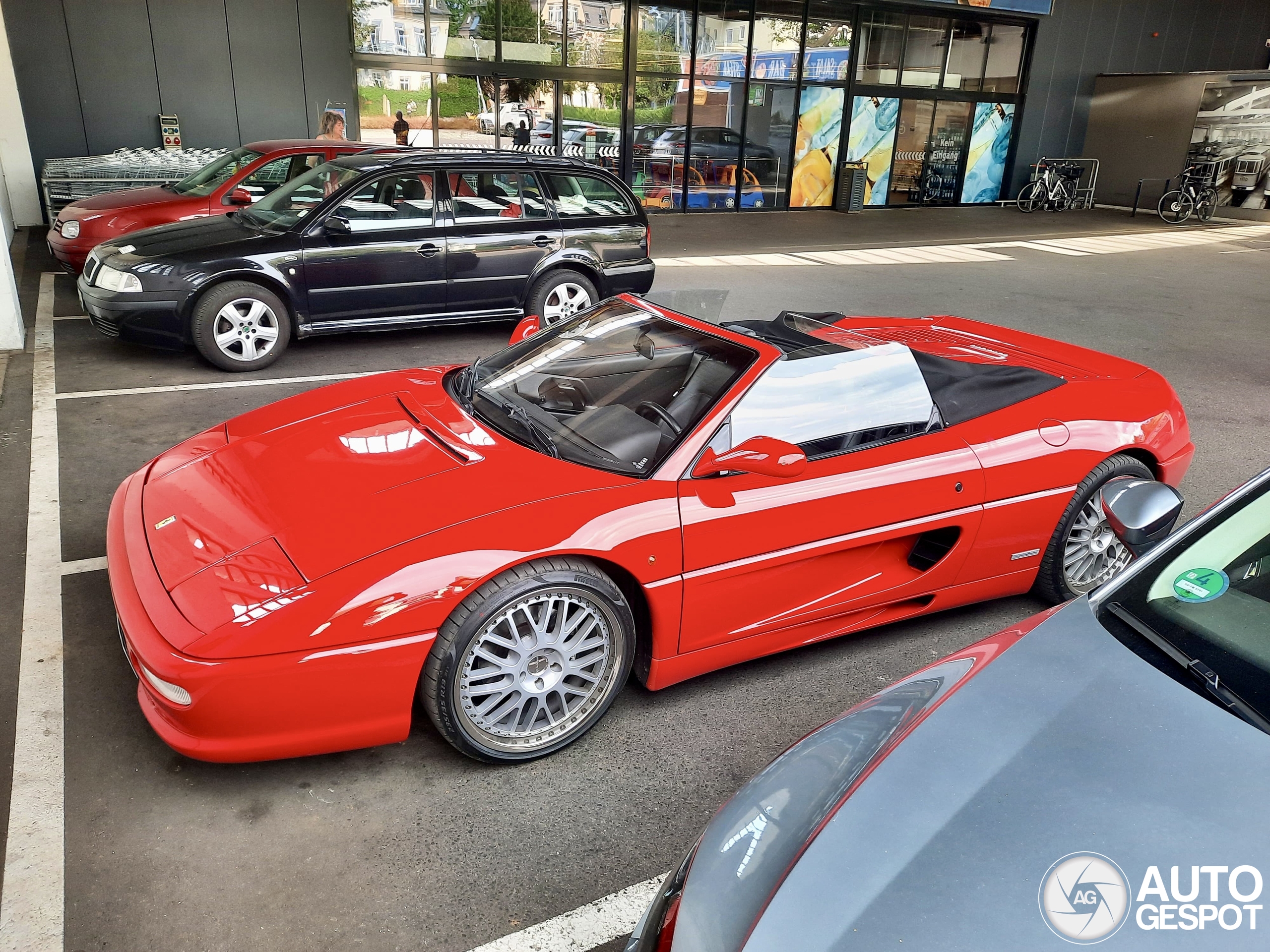 Ferrari F355 Spider