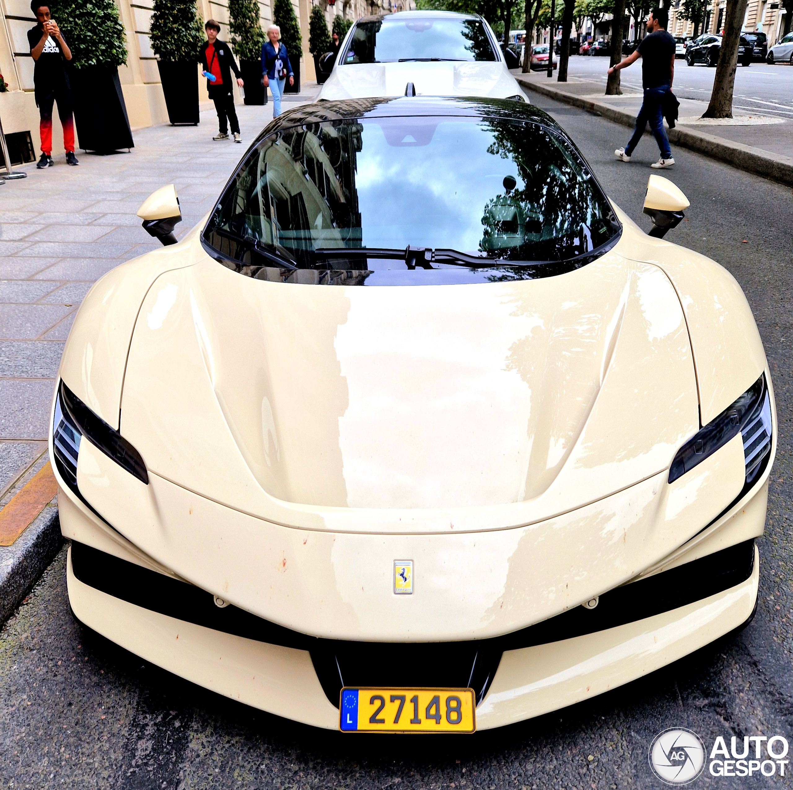 Ferrari SF90 Stradale