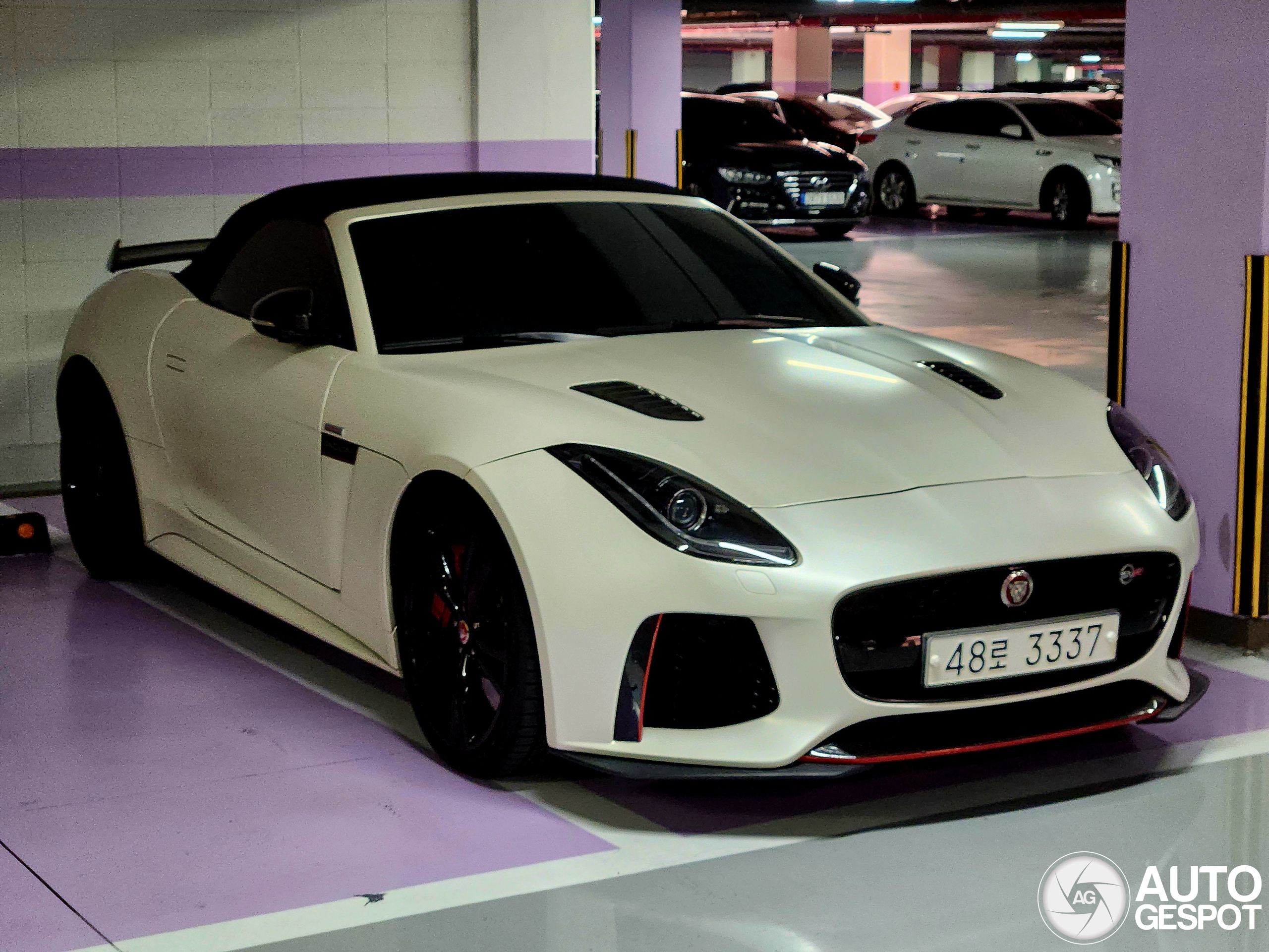 Jaguar F-TYPE SVR Convertible