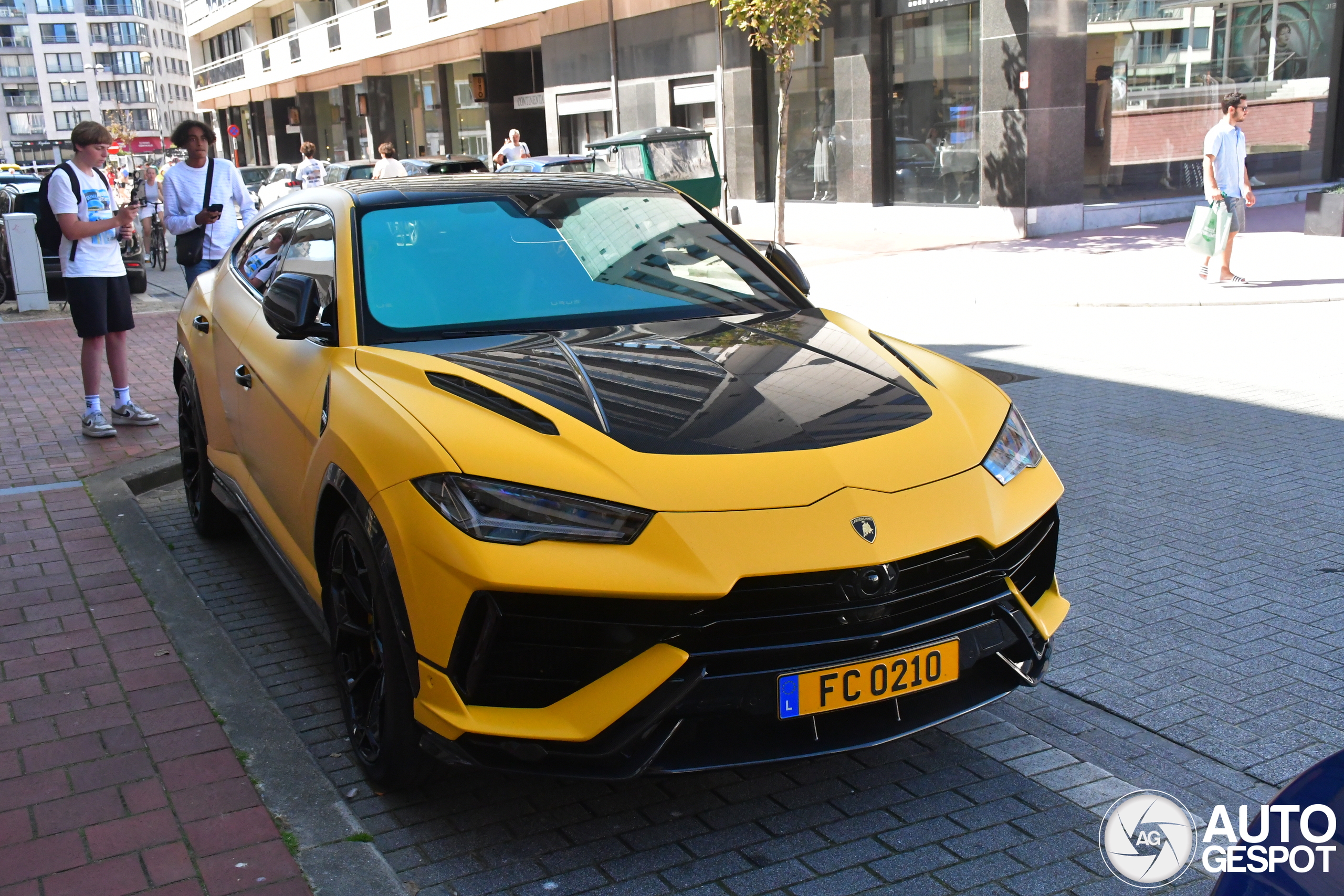 Lamborghini Urus Performante