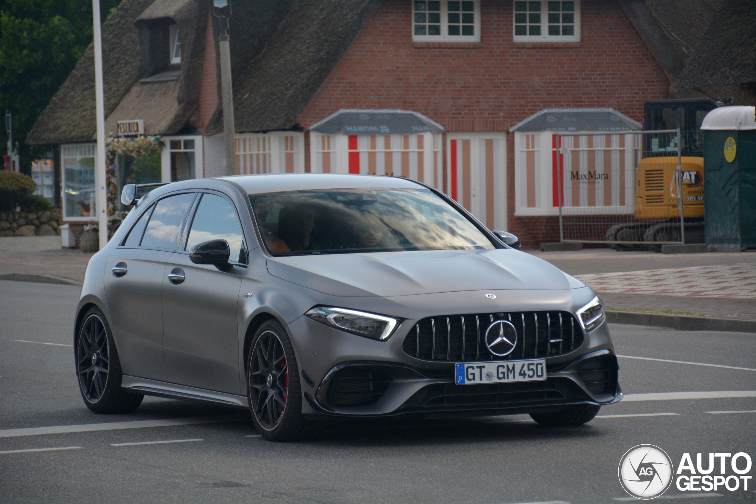 Mercedes-AMG A 45 S W177