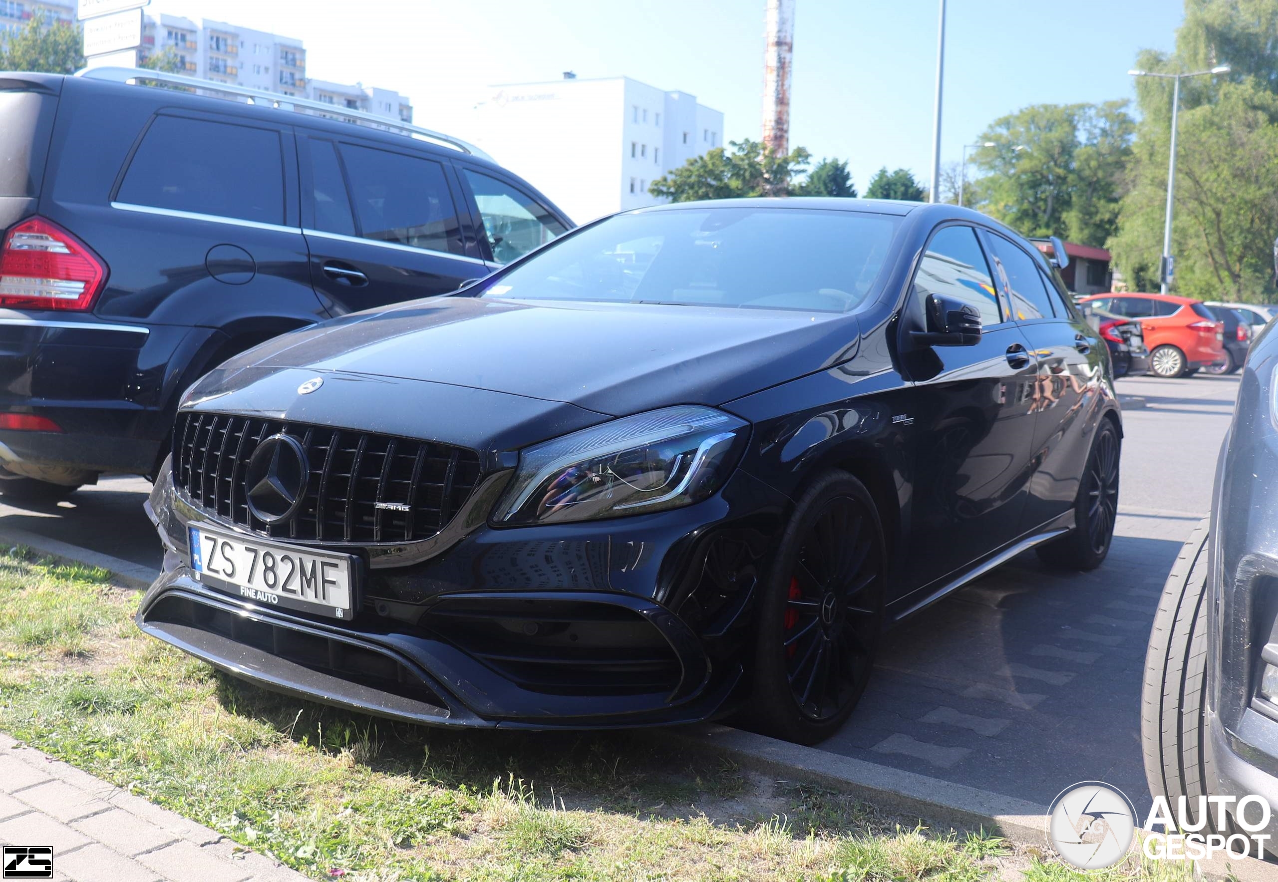 Mercedes-AMG A 45 W176 2015