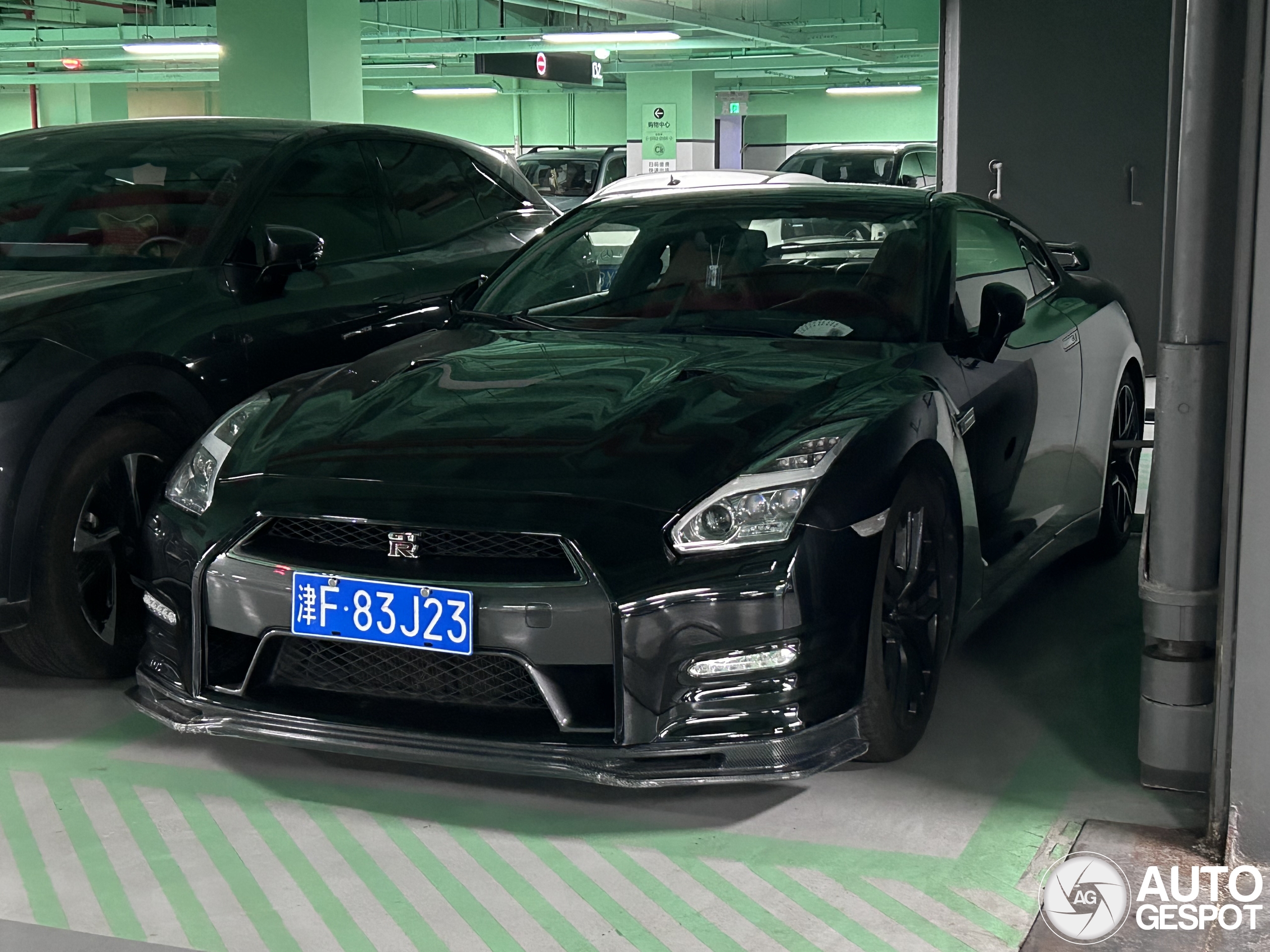 Nissan GT-R 2015