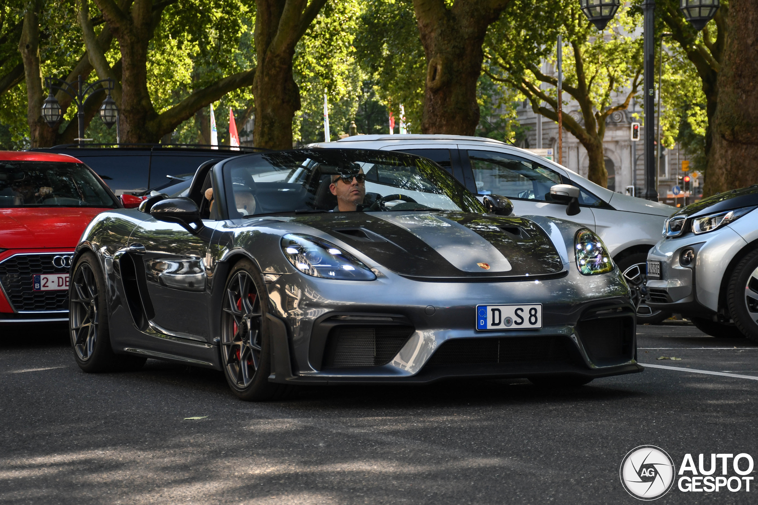 Porsche 718 Spyder RS Weissach Package