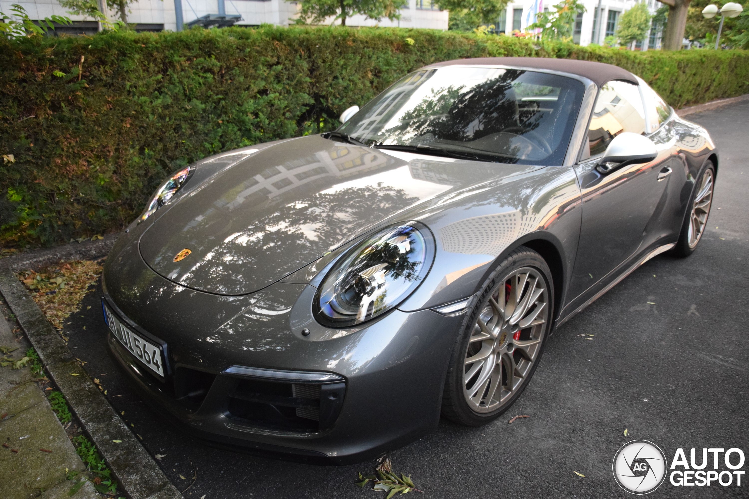 Porsche 991 Targa 4 GTS MkII Exclusive Manufaktur Edition