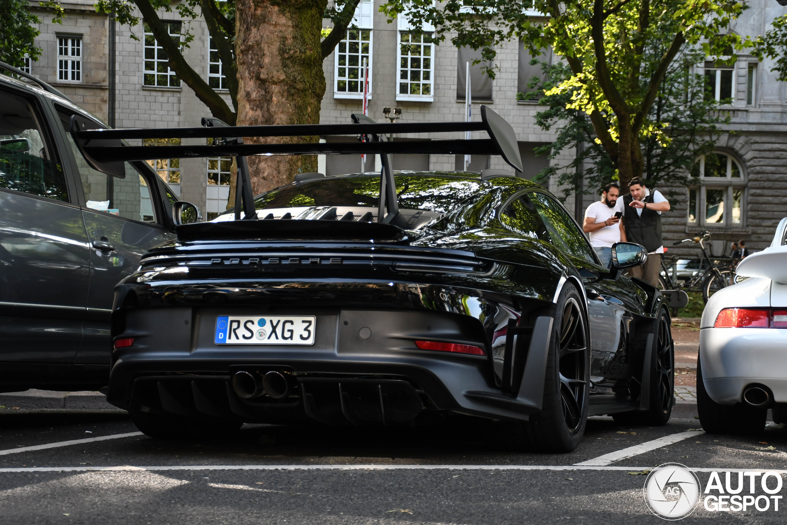 Porsche 992 GT3 RS Weissach Package