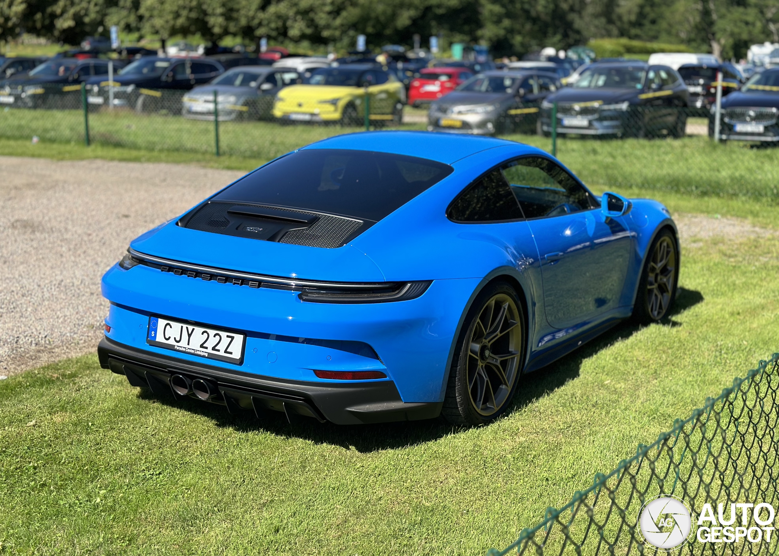 Porsche 992 GT3 Touring