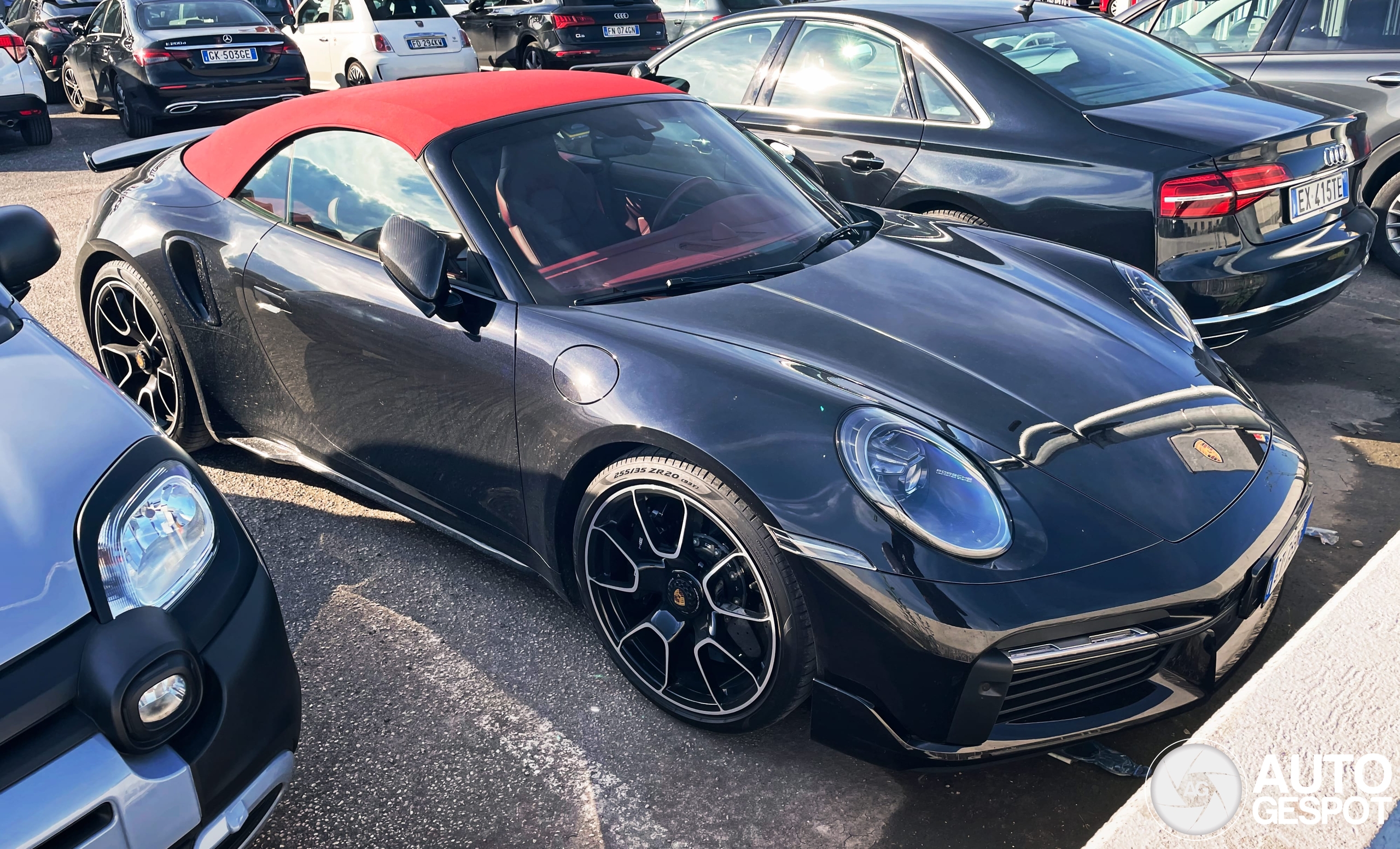 Porsche 992 Turbo S Cabriolet