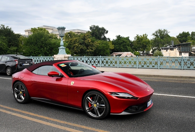 Ferrari Roma Spider