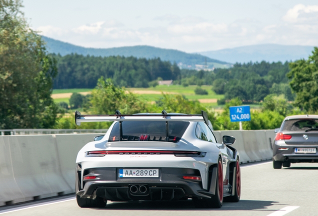 Porsche 992 GT3 RS Weissach Package