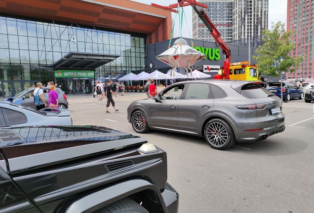 Porsche 9YA Cayenne GTS