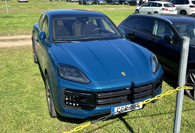 Porsche Cayenne Coupé Turbo E-Hybrid