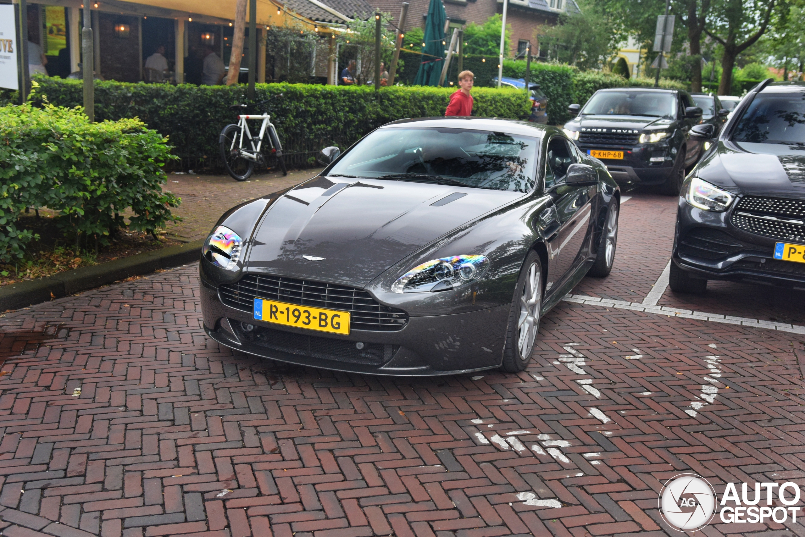 Aston Martin V8 Vantage S