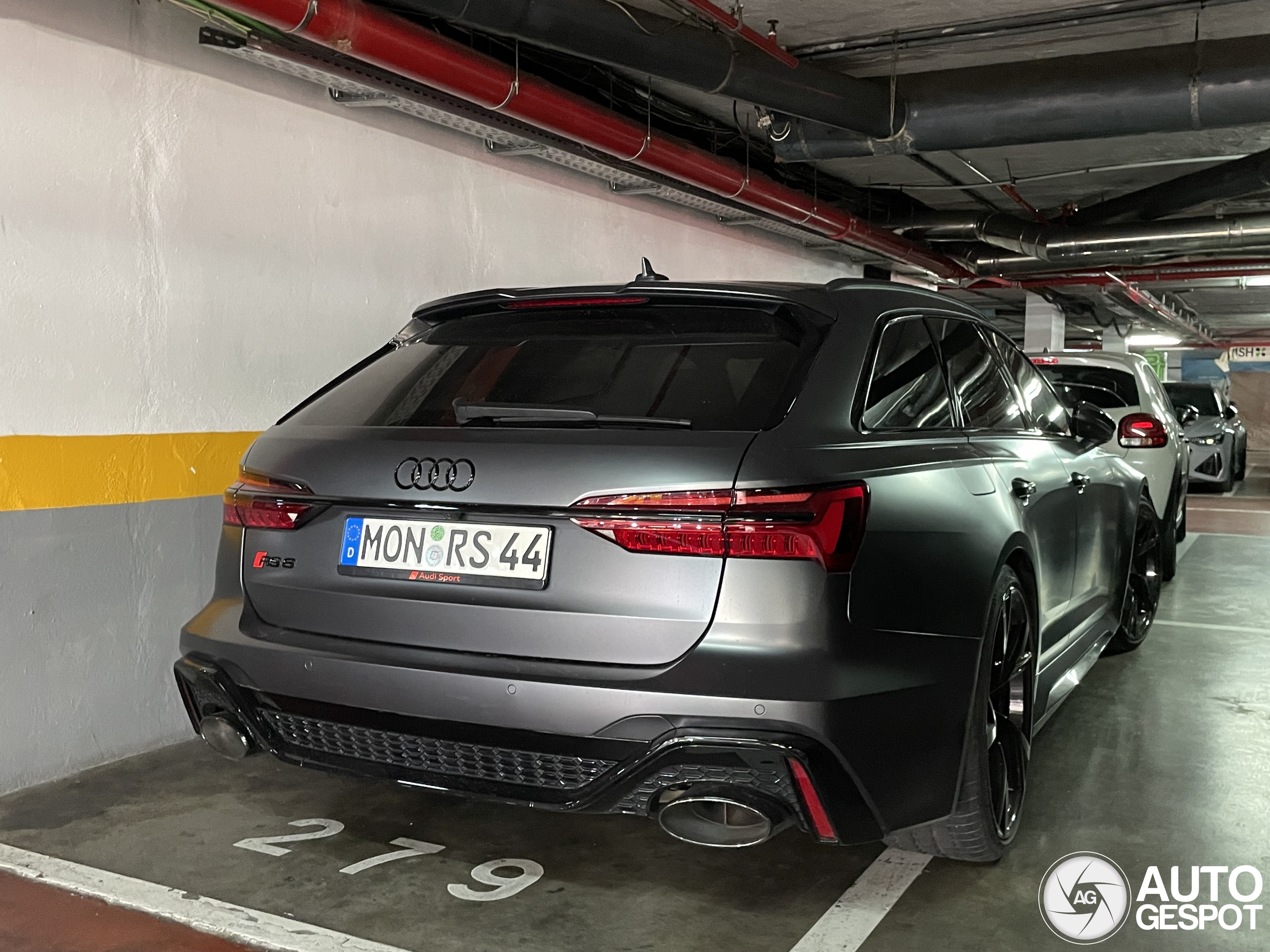 Audi RS6 Avant C8