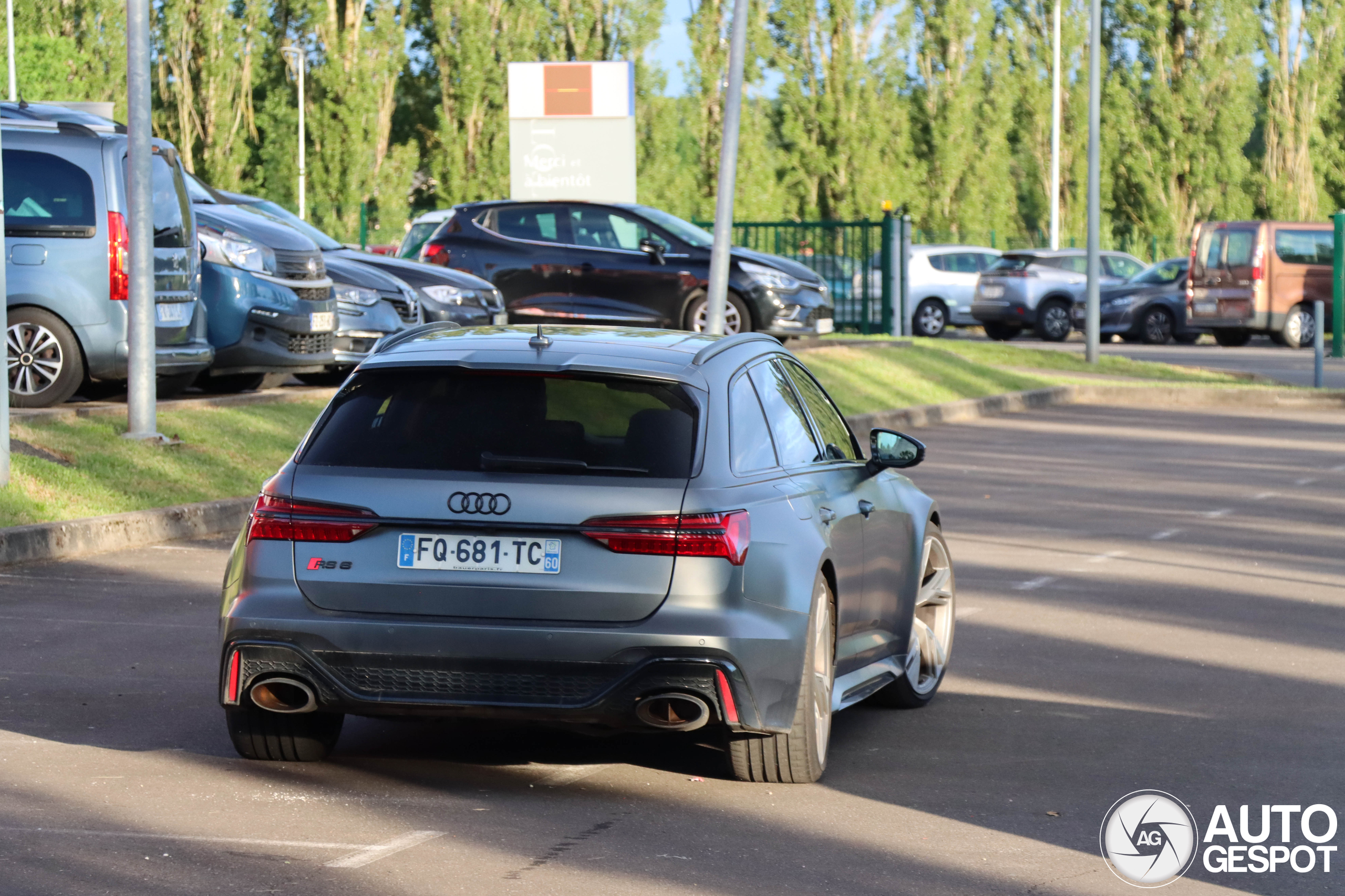 Audi RS6 Avant C8