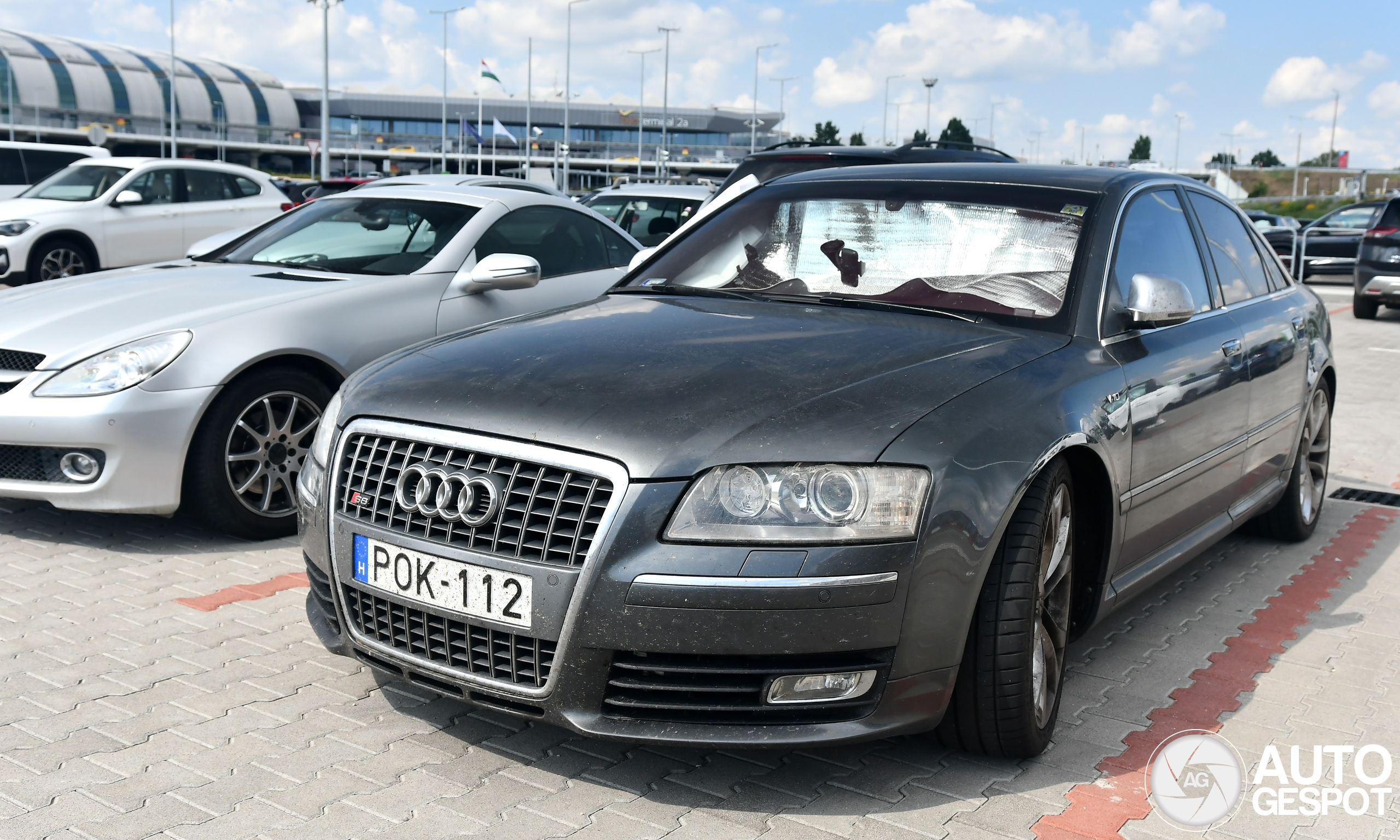 Audi S8 D3