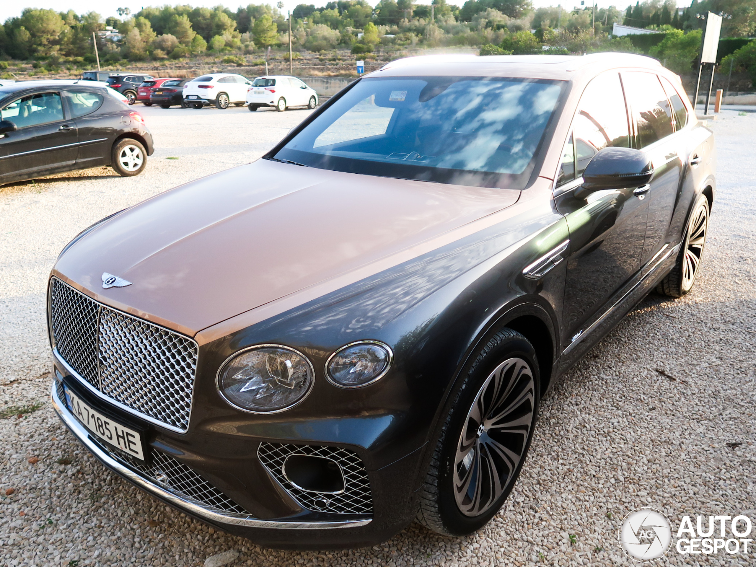 Bentley Bentayga Hybrid 2021